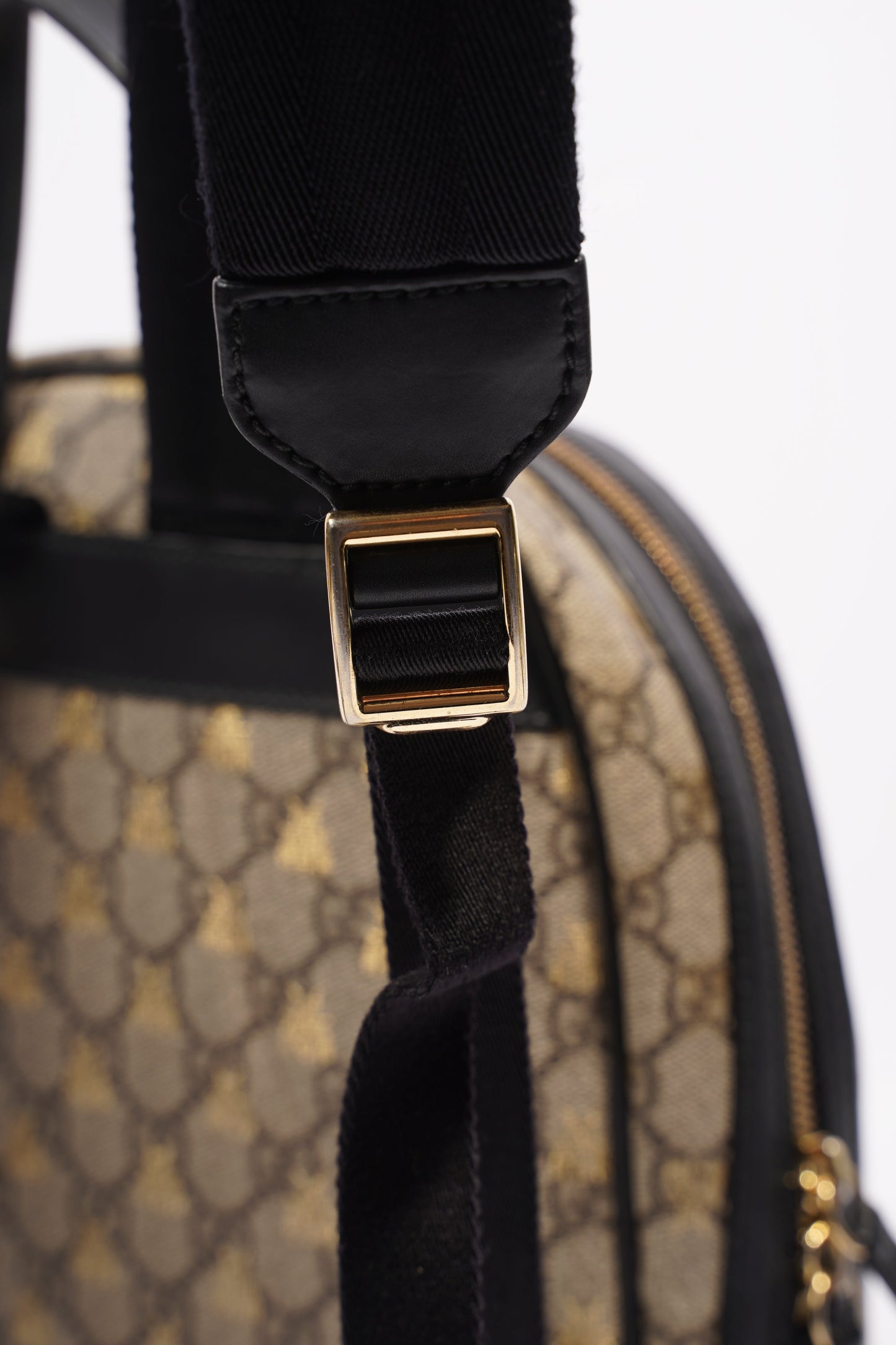 Gucci Bee Backpack Supreme Print / Black Coated Canvas Small