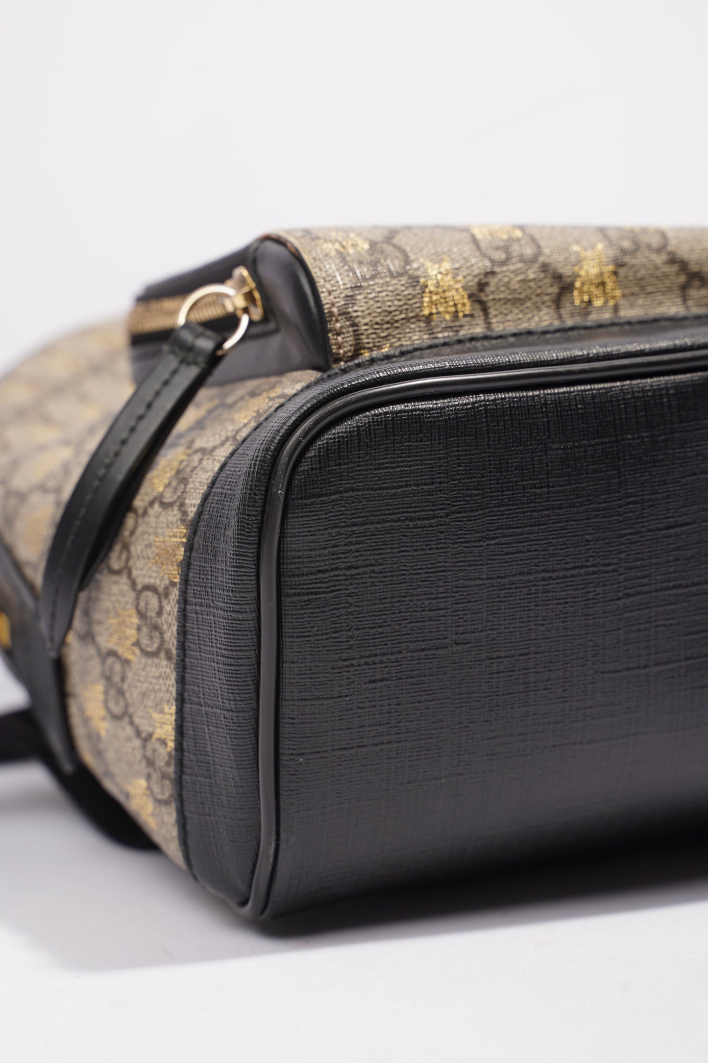 Gucci Bee Backpack Supreme Print / Black Coated Canvas Small