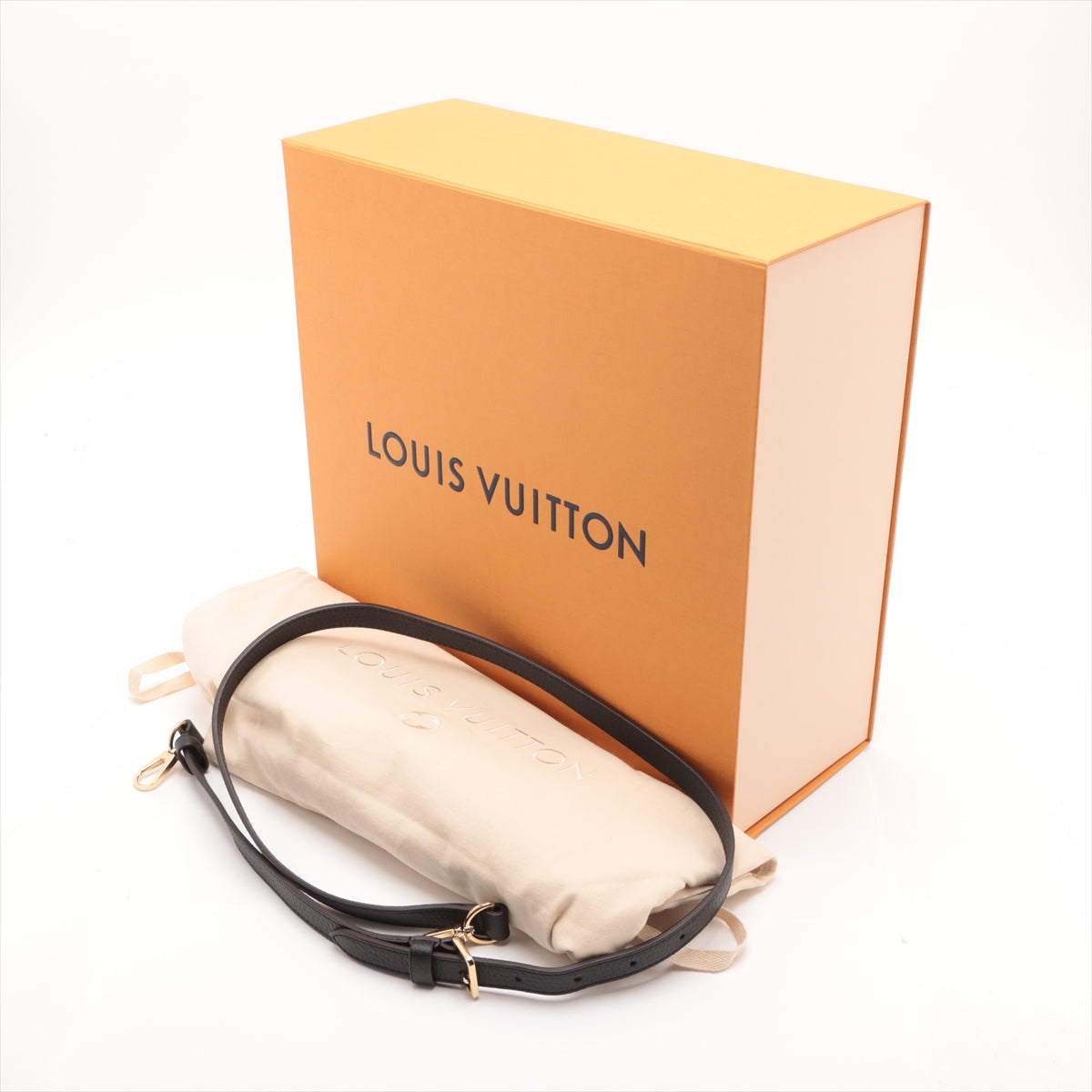 Louis Vuitton Capucine BB Black