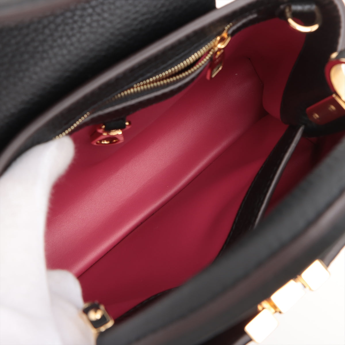Louis Vuitton Capucine BB Black
