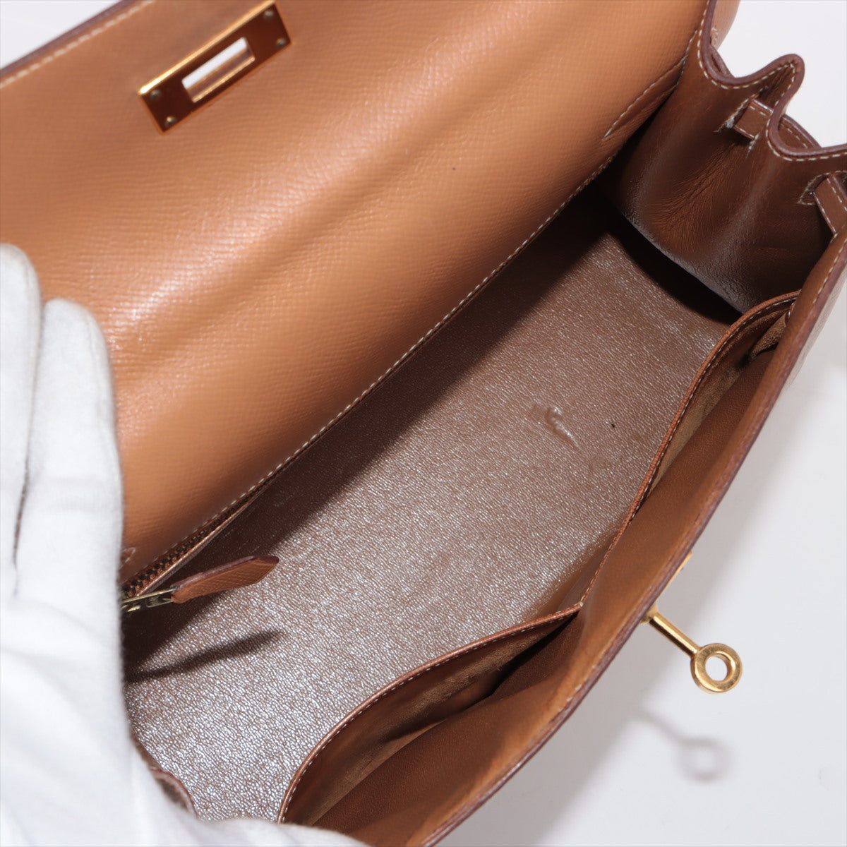 Hermes Kelly 28 Courchevel R Circle Stamp