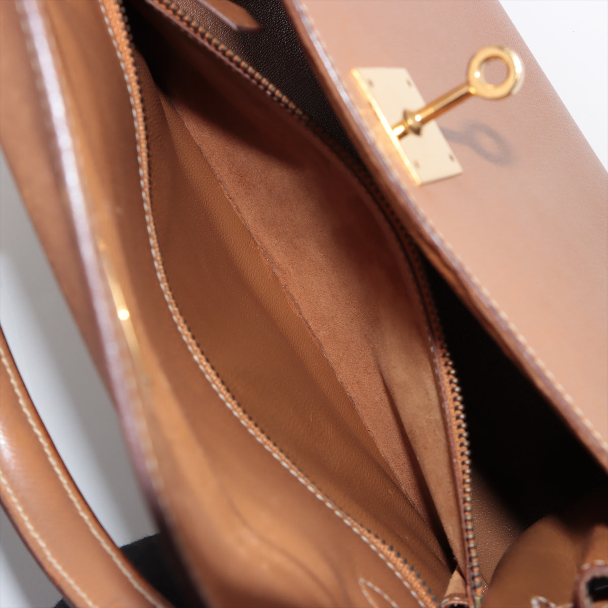 Hermes Kelly 28 Courchevel R Circle Stamp