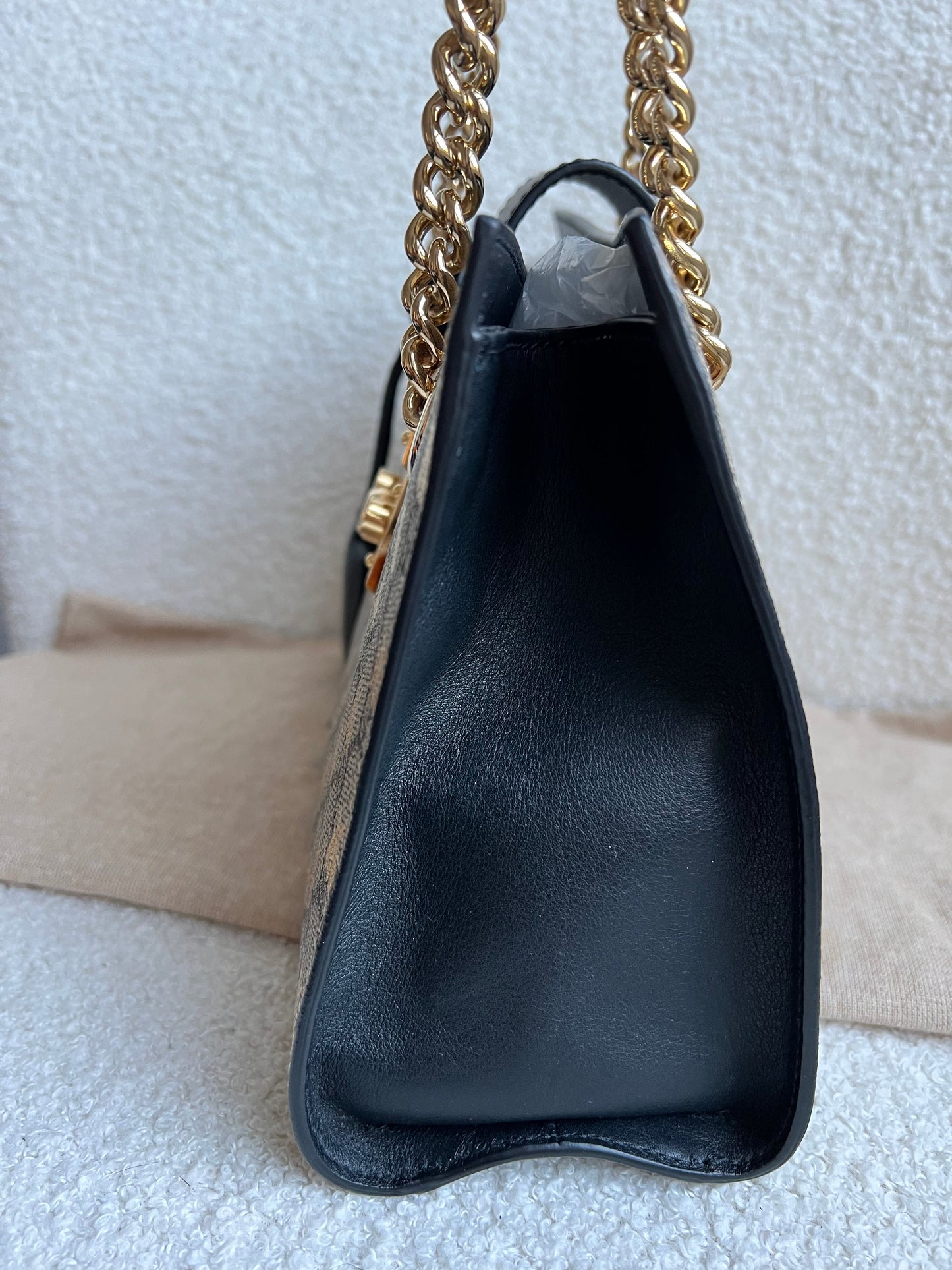 Gucci Supreme Bee Small Padlock Tote