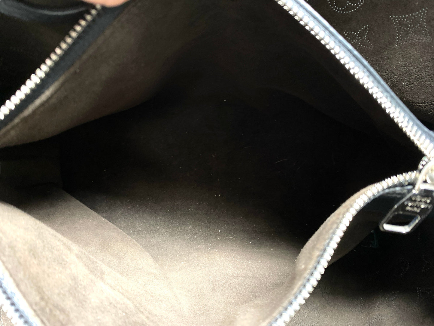 HandBag Luxury Designer Louis Vuitton, Size Large
