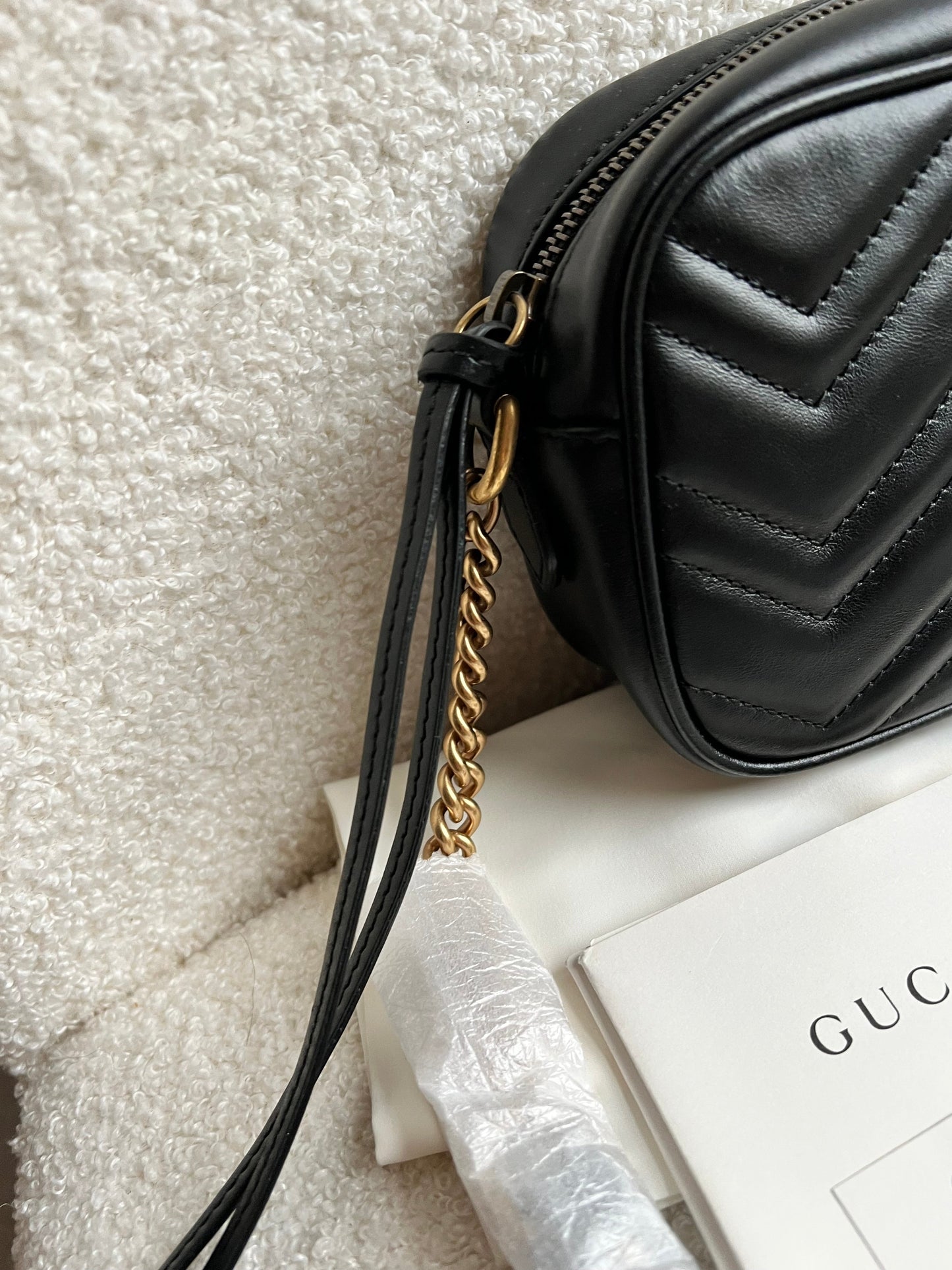 Gucci GG Black Marmont Mini Shoulder Bag (RRP £1,360)
