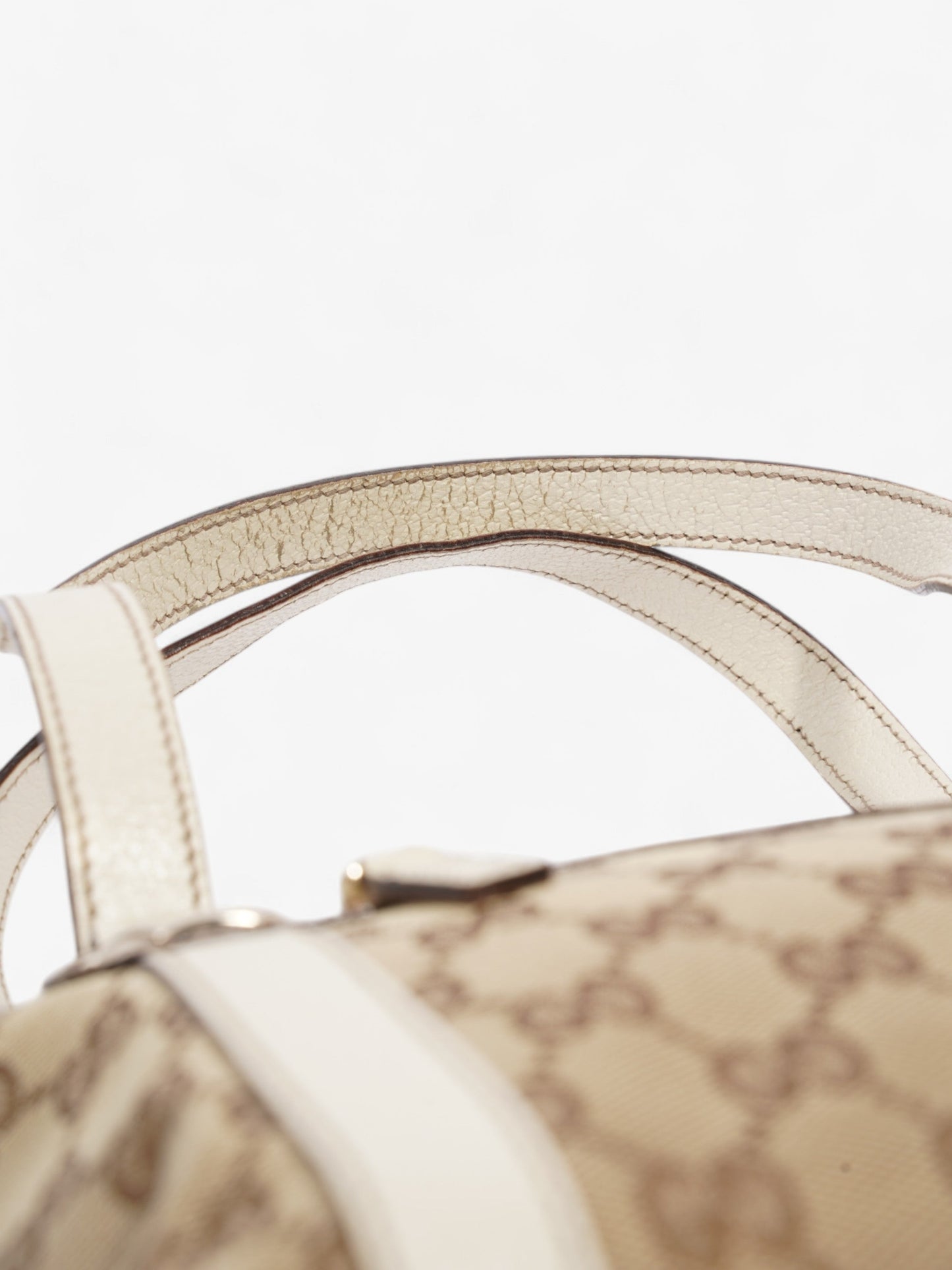 Gucci Charmy GG Supreme / White Canvas