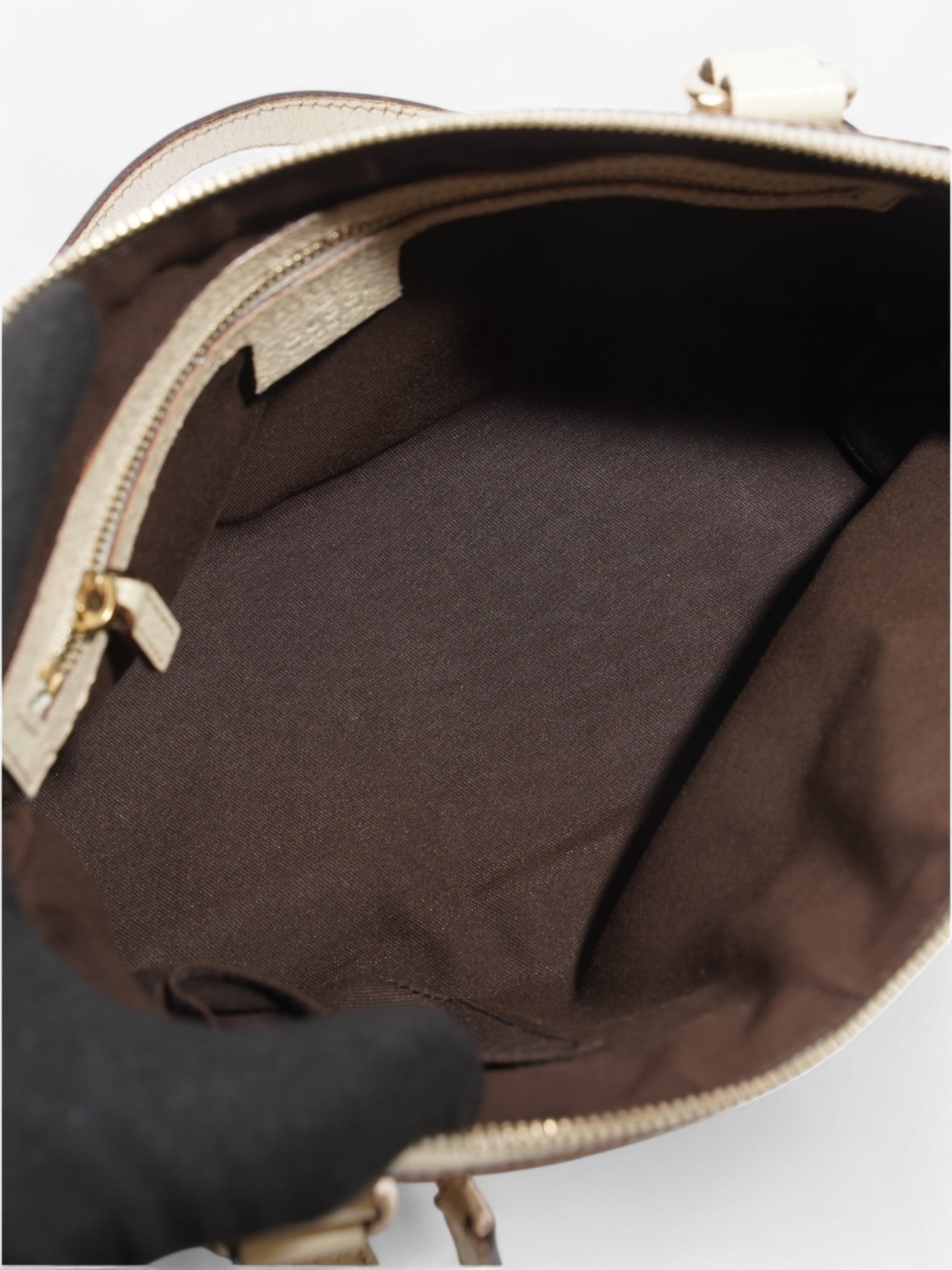 Gucci Charmy GG Supreme / White Canvas