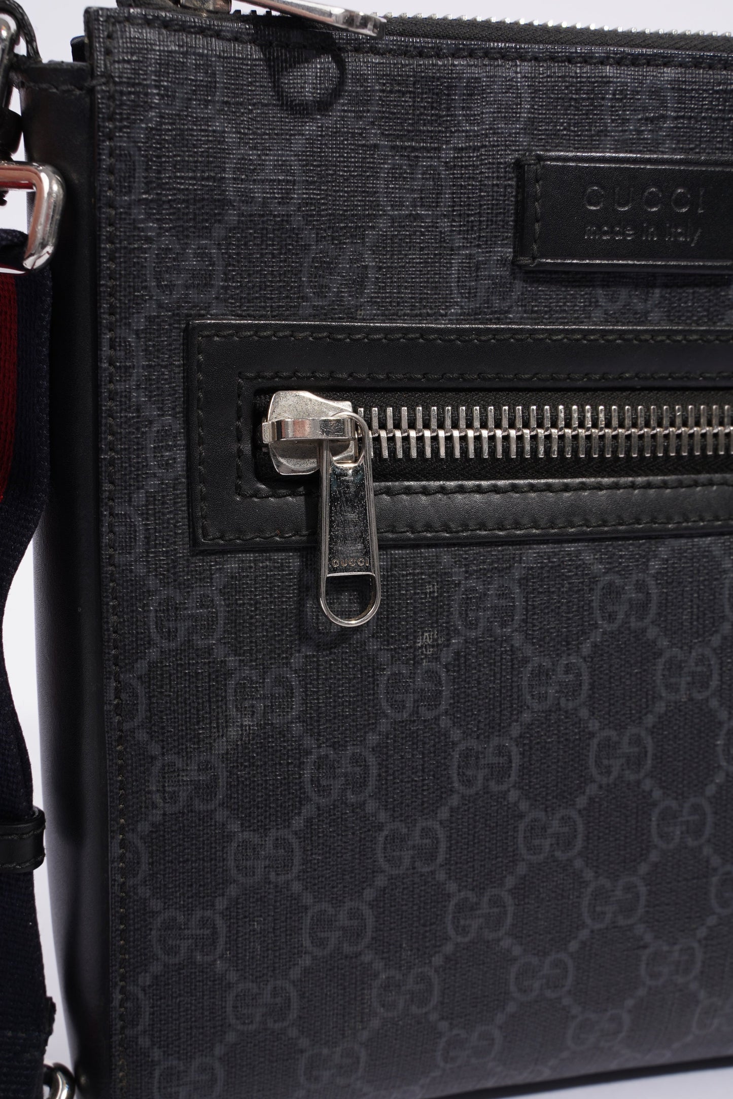 Gucci Small Messenger Black GG Supreme Coated Canvas