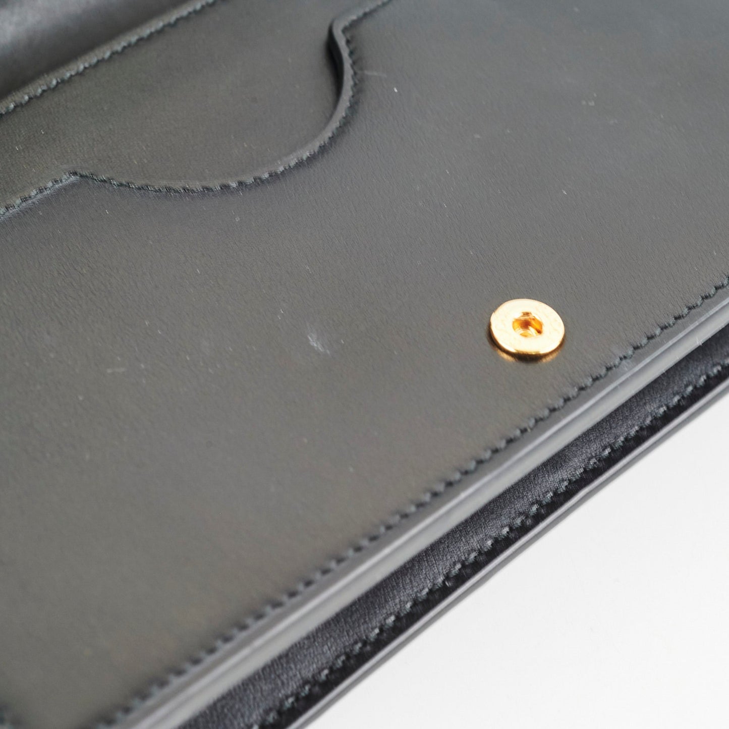 Gucci GG Matelasse Chain Wallet Black