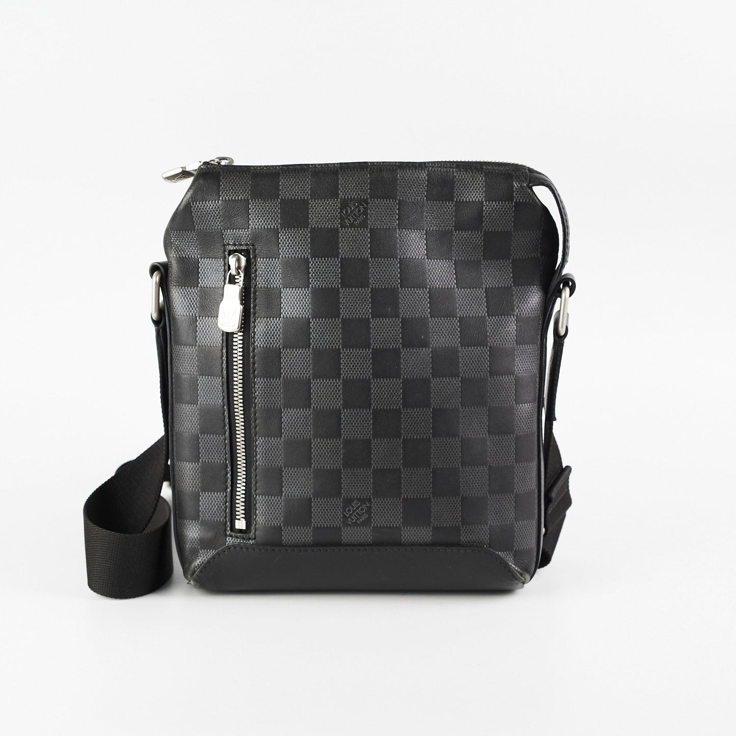 Louis Vuitton Discovery Messenger Damier BB