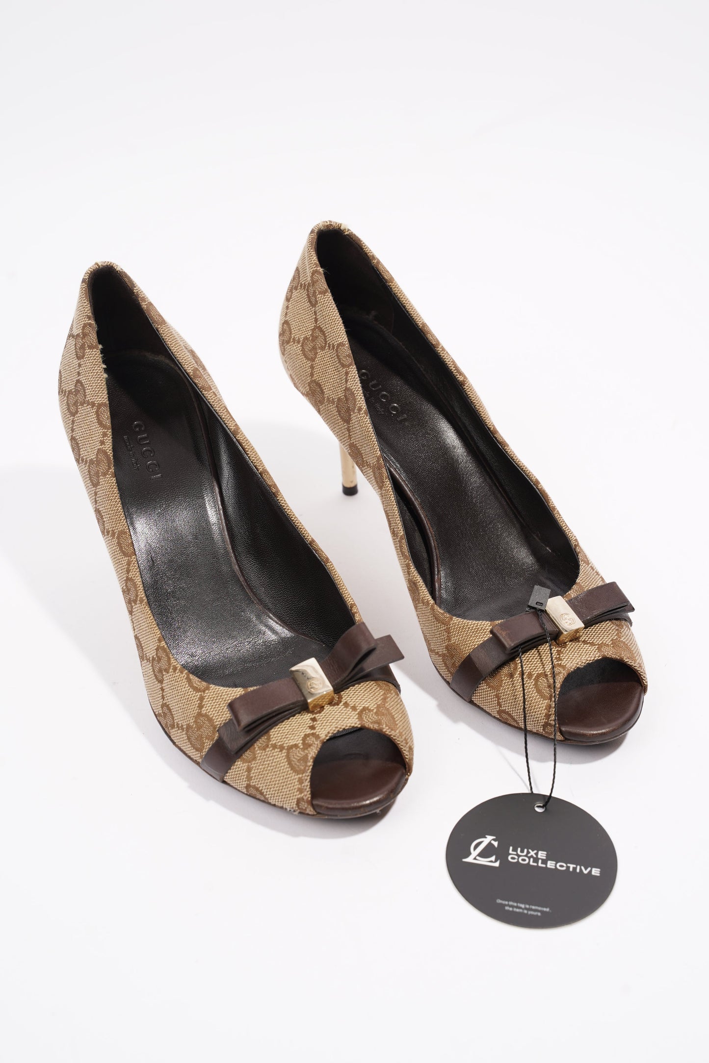 Gucci GG Pumps Beige / Brown Canvas EU 37 UK 4