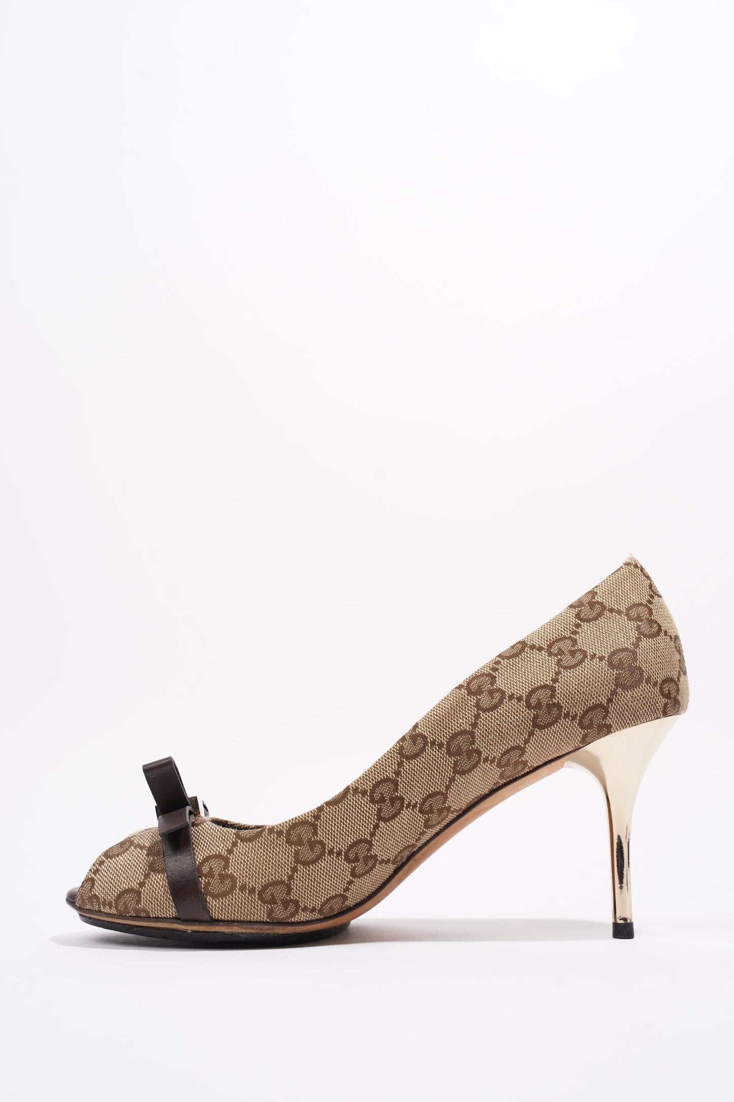Gucci GG Pumps Beige / Brown Canvas EU 37 UK 4