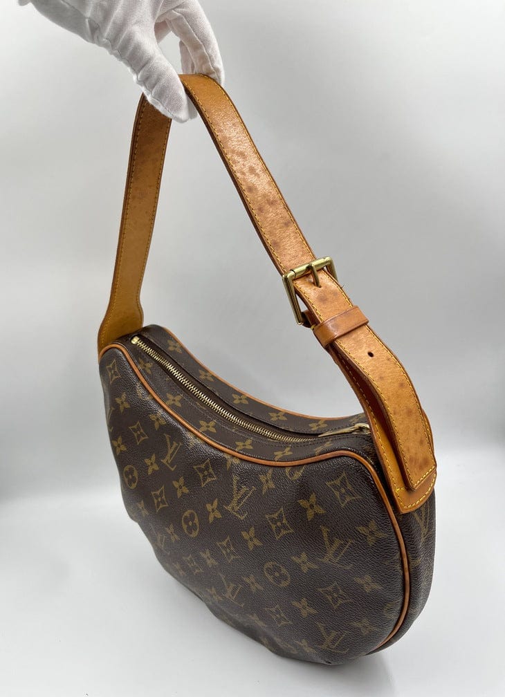 Louis Vuitton Croissant MM