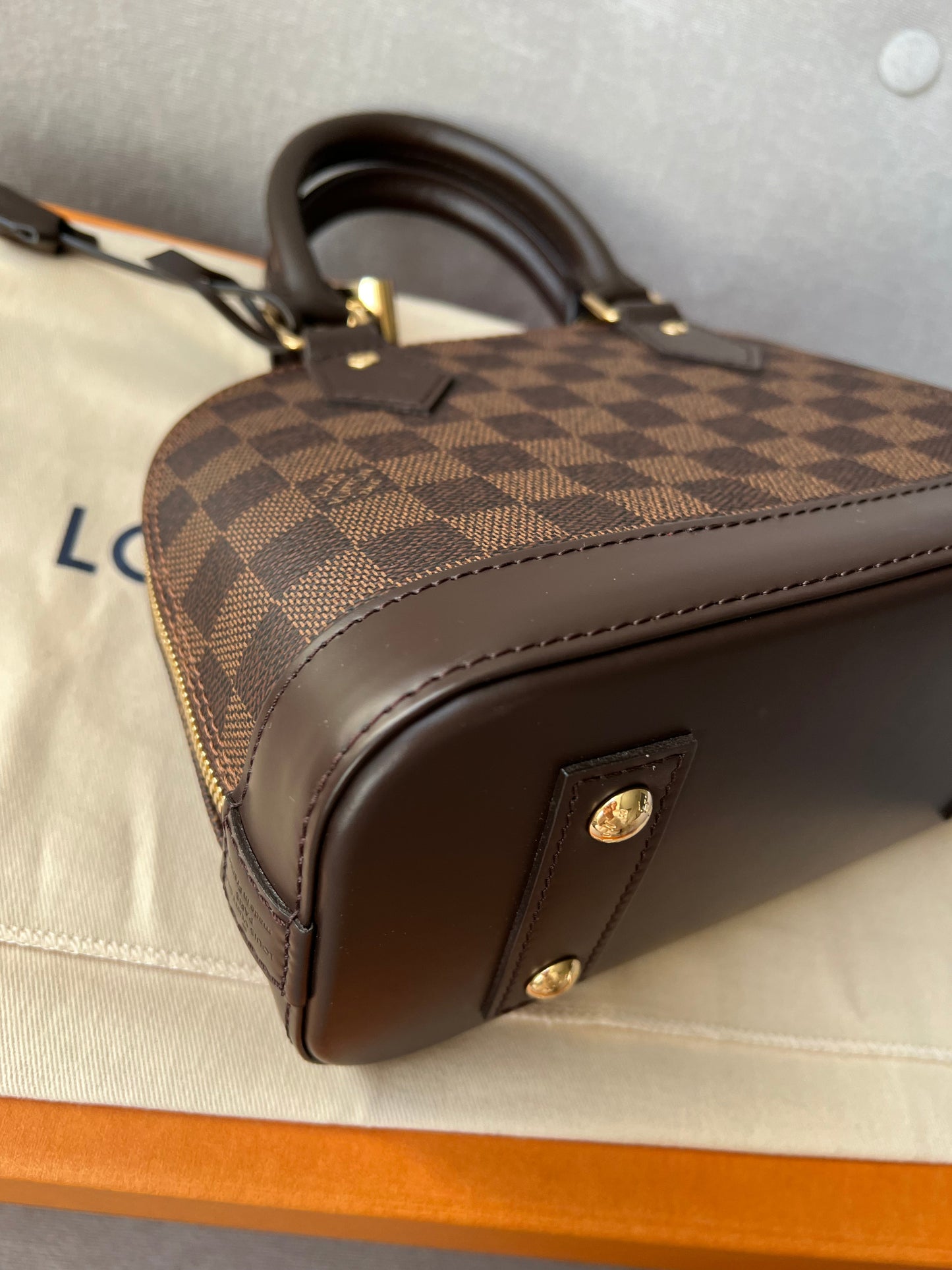 Louis Vuitton Alma BB Damier Ebene