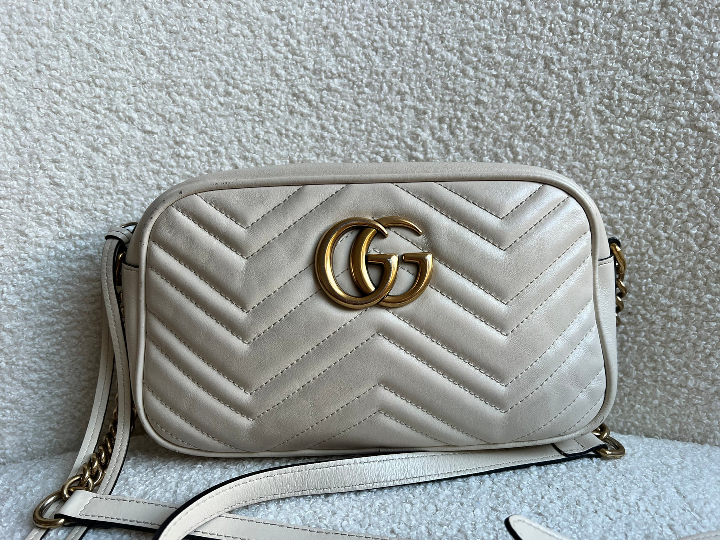Gucci GG White Marmont Small Shoulder Bag (RRP £1440)