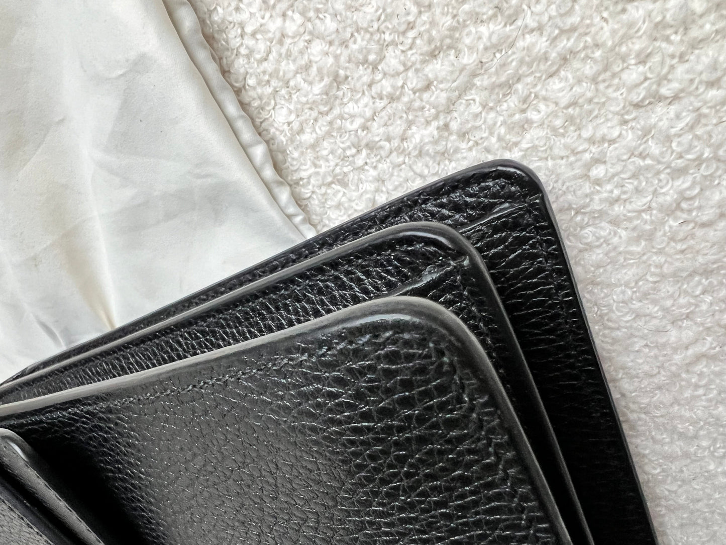 Gucci Dionysus Black Medium Shoulder Bag (RRP £2,400)