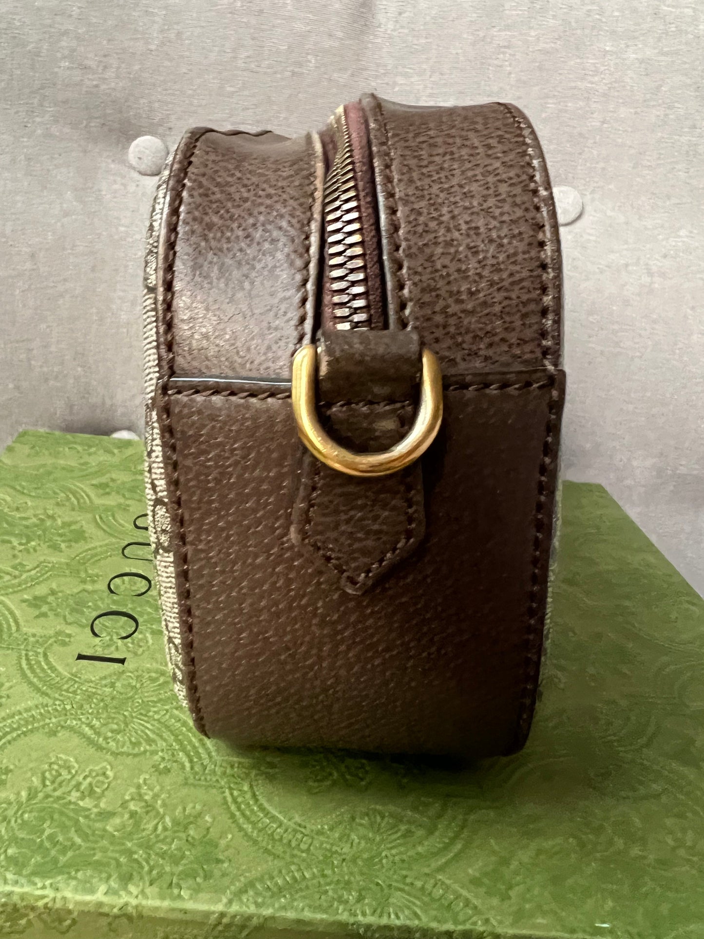 Gucci Neo Vintage GG Supreme Messenger Bag (RRP £1060)