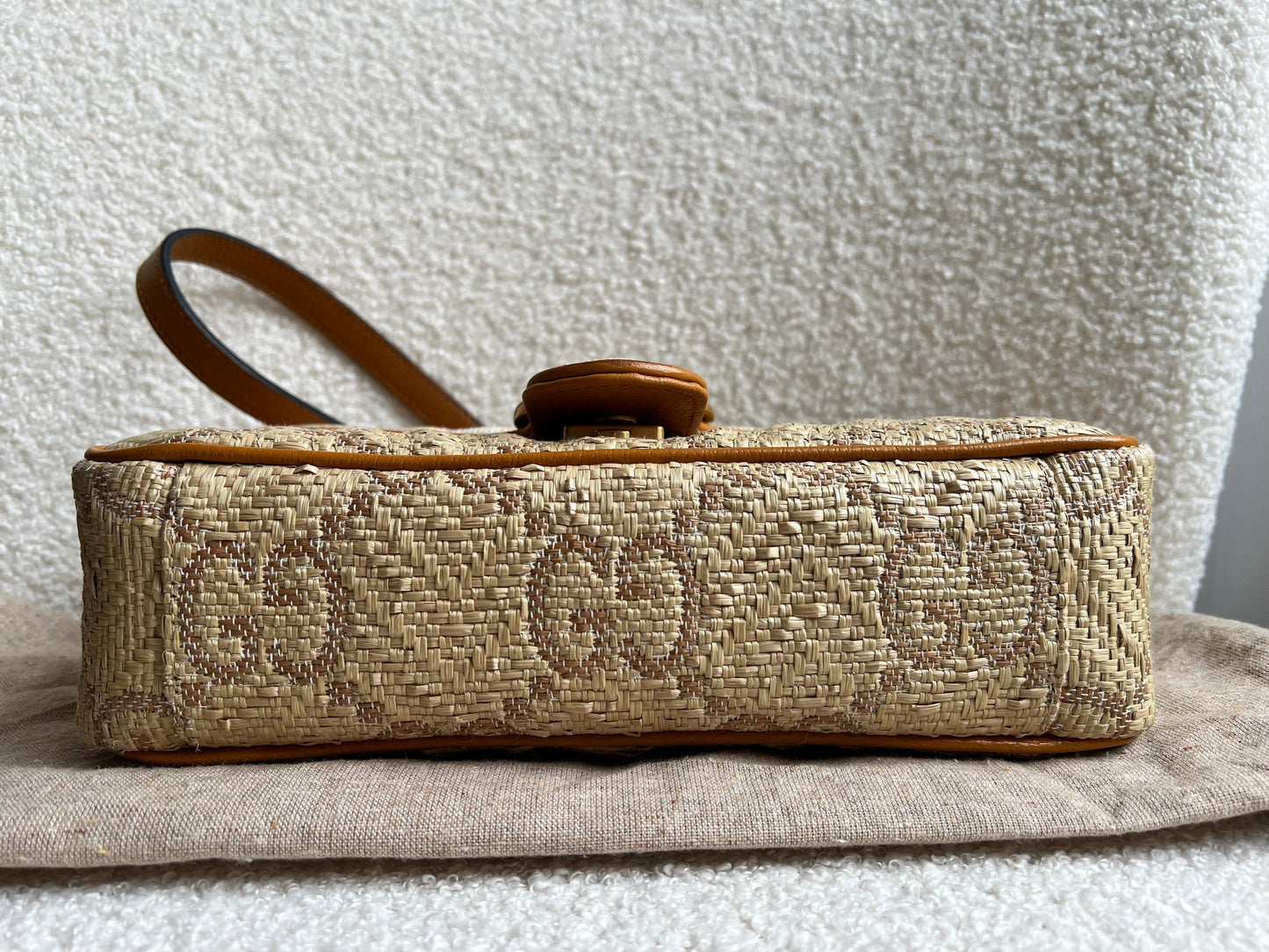 Gucci GG Beige Raffia Marmont Small Shoulder Bag (RRP £1,570)