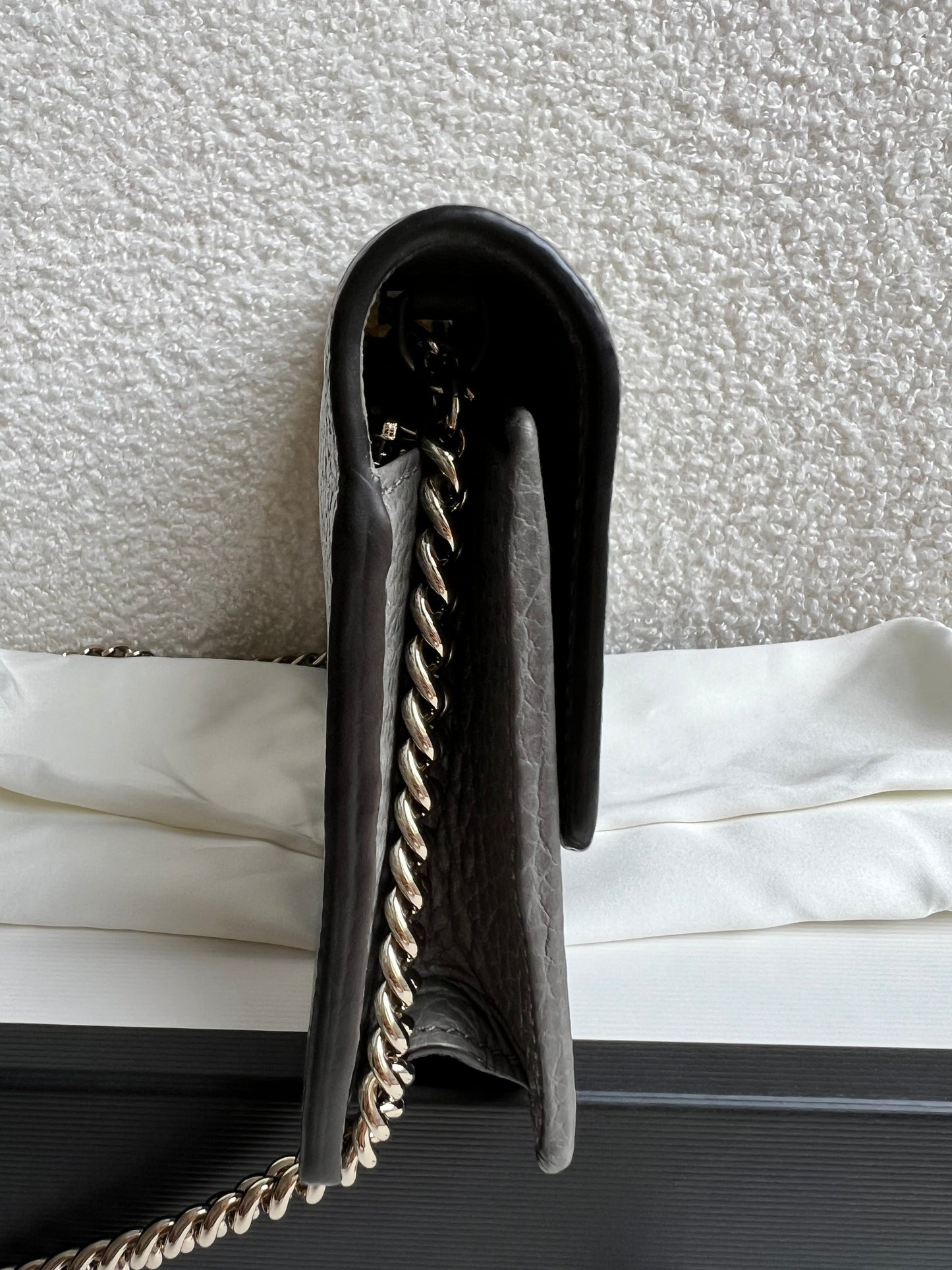 Gucci Dollar Grey Interlocking Chain Wallet