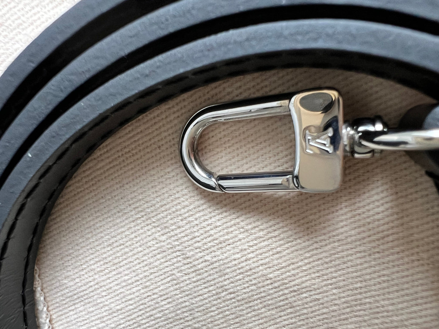 Louis Vuitton Alma BB Black Epi