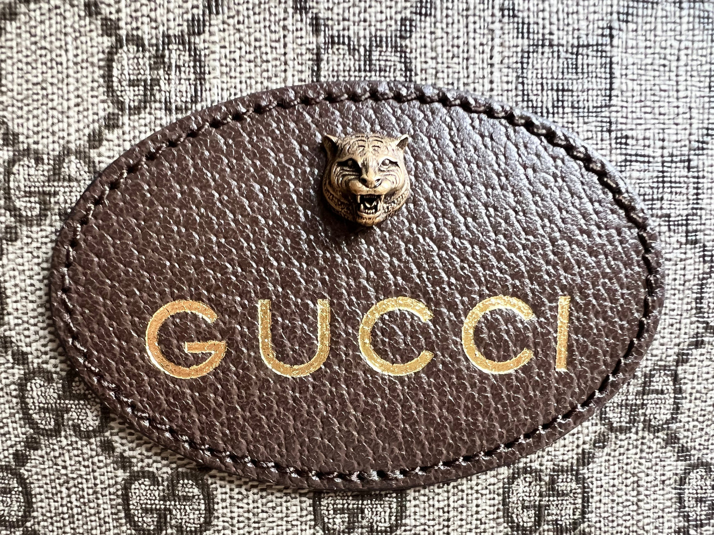 Gucci Neo Vintage GG Supreme Messenger Bag (RRP £1310)