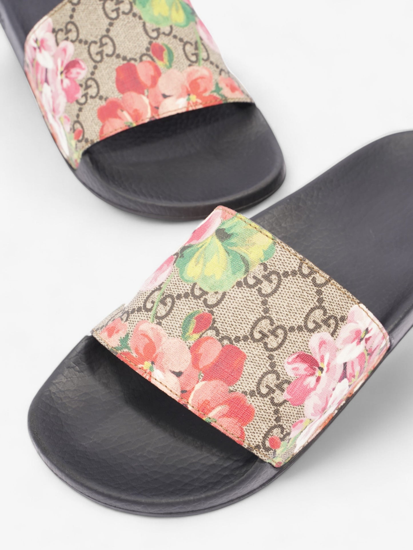 Gucci GG Supreme Blooms Floral Slides Beige  / Floral Canvas EU 38 UK 5