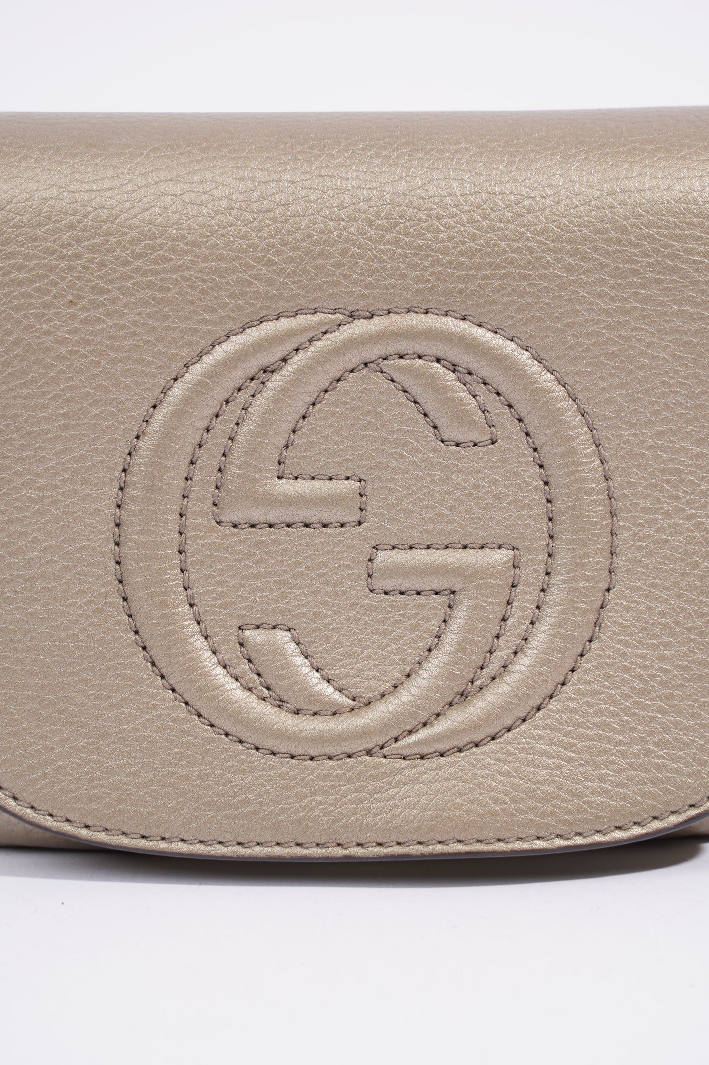 Gucci Soho Chain Bronze Grained Leather Small