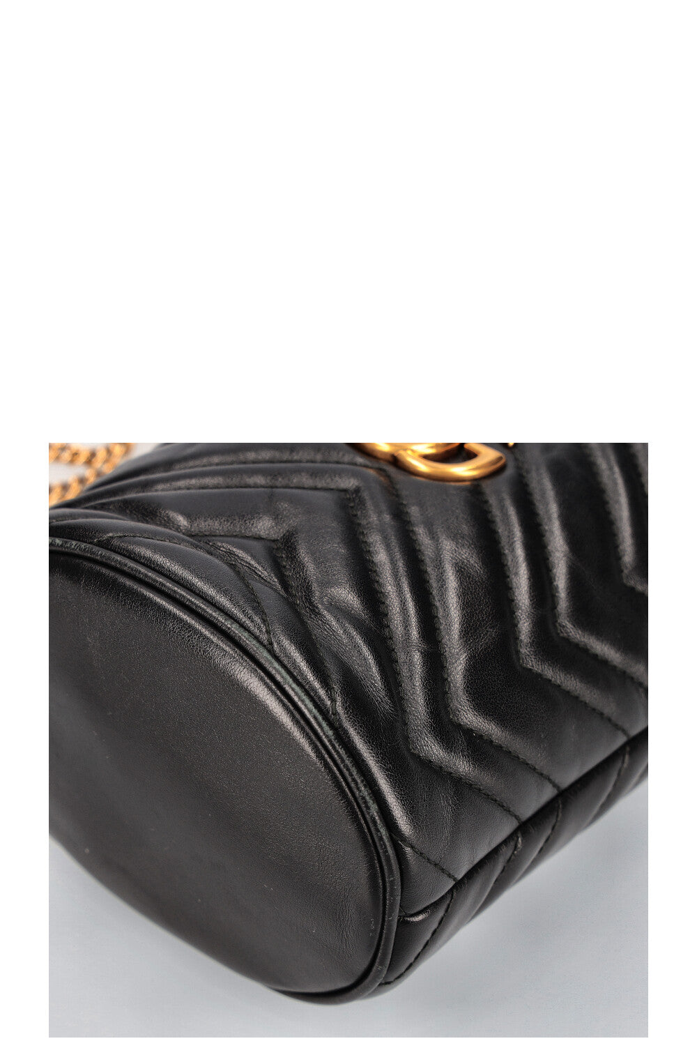 GUCCI Marmont Mini Bucket Bag Black