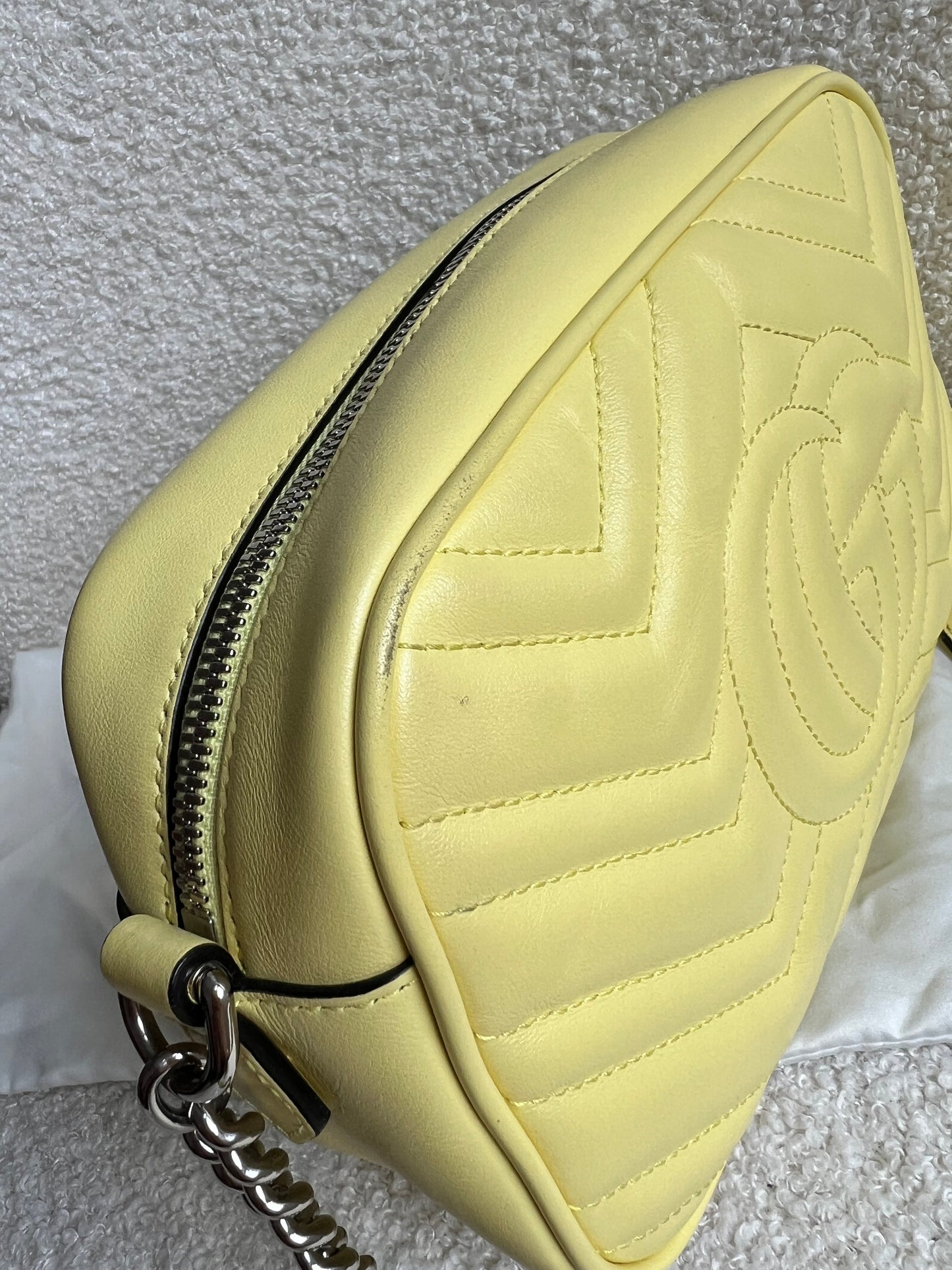 Gucci GG Pale Yellow Marmont Small Shoulder Bag (RRP £1340)