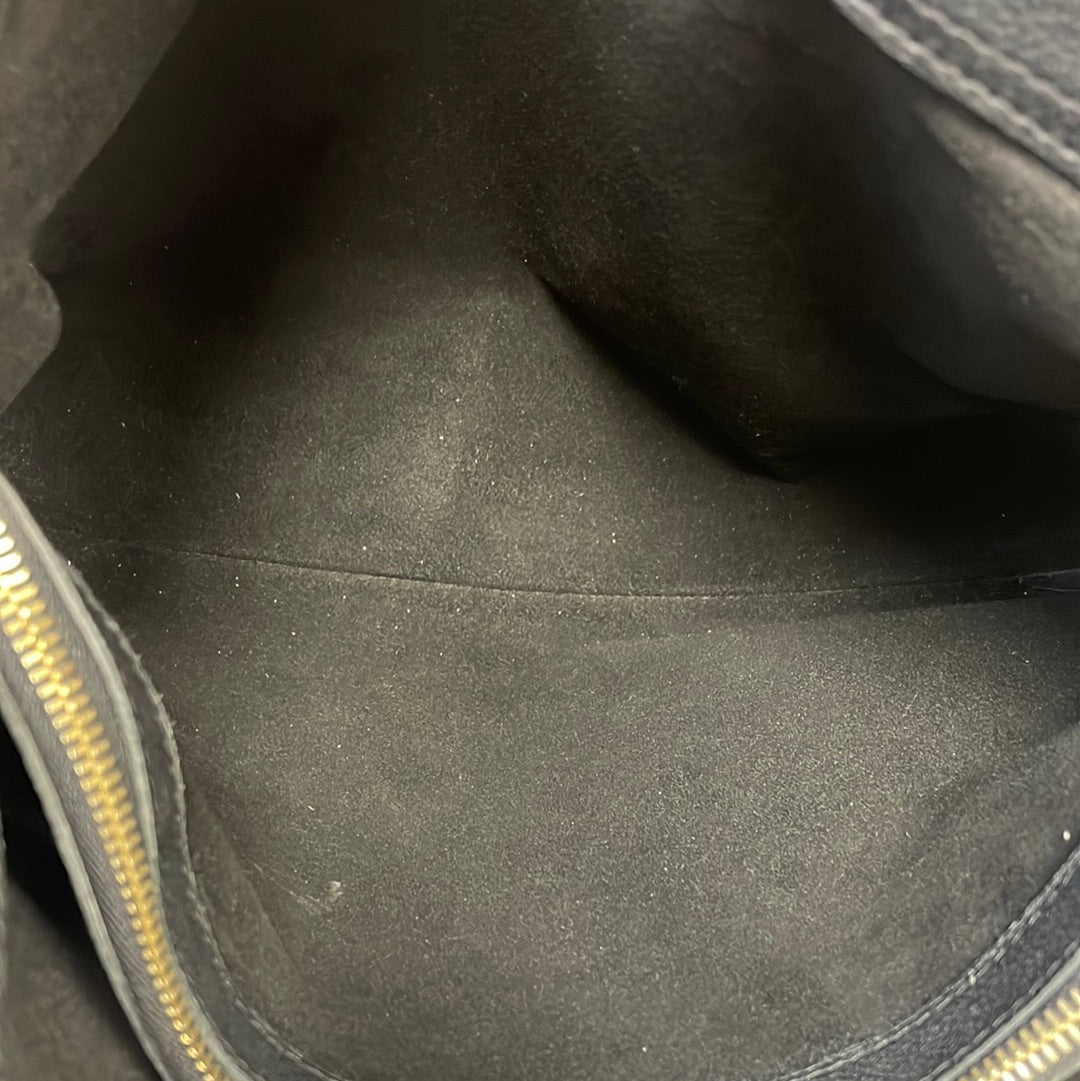 HandBag Luxury Designer By Louis Vuitton  Size: Medium
