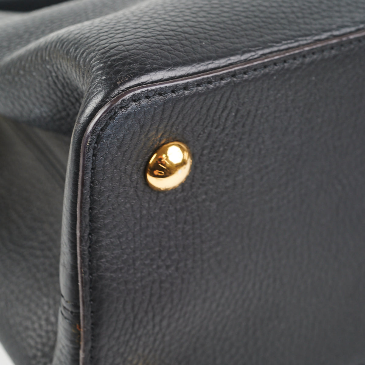 Louis Vuitton Capucines GM Black
