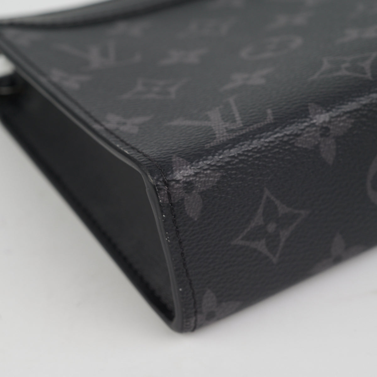 Louis Vuitton Gaston Wearable Wallet