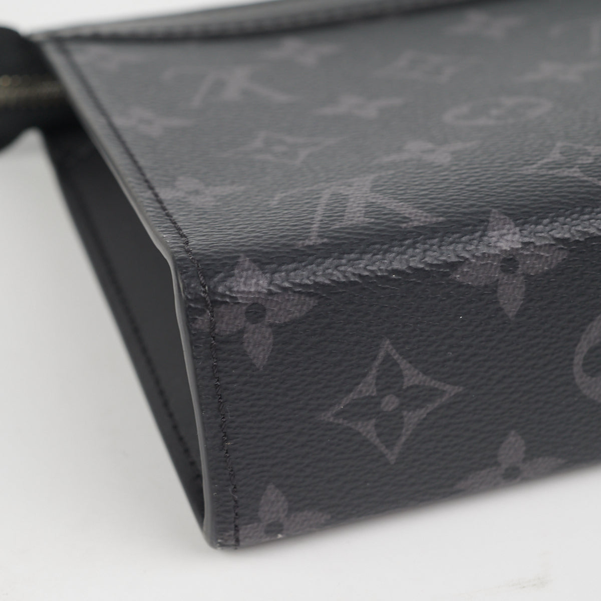 Louis Vuitton Gaston Wearable Wallet