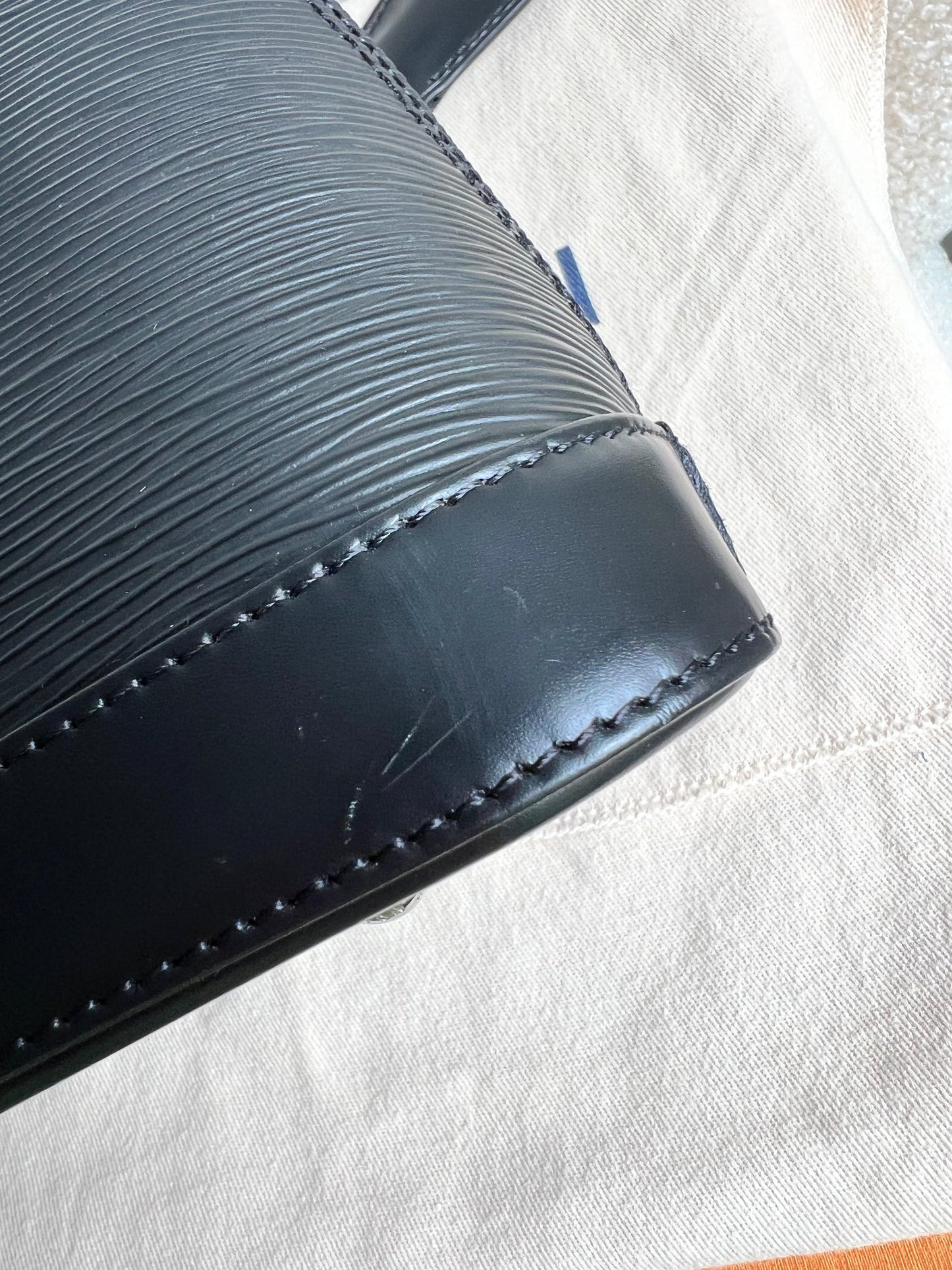 Louis Vuitton Alma BB Black Epi