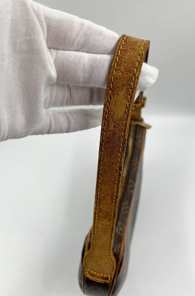 Louis Vuitton Croissant PM