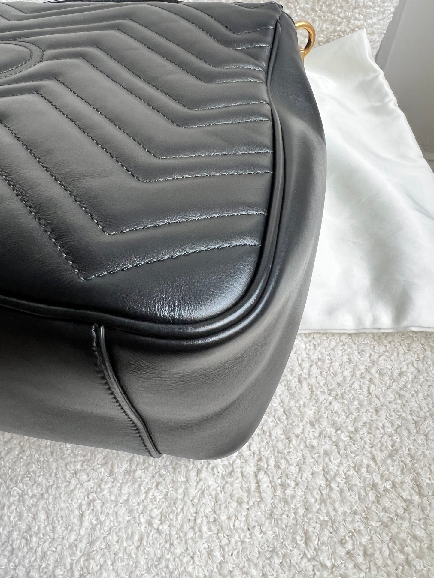 Gucci GG Black Marmont Medium Top Handle Bag (RRP £2290)