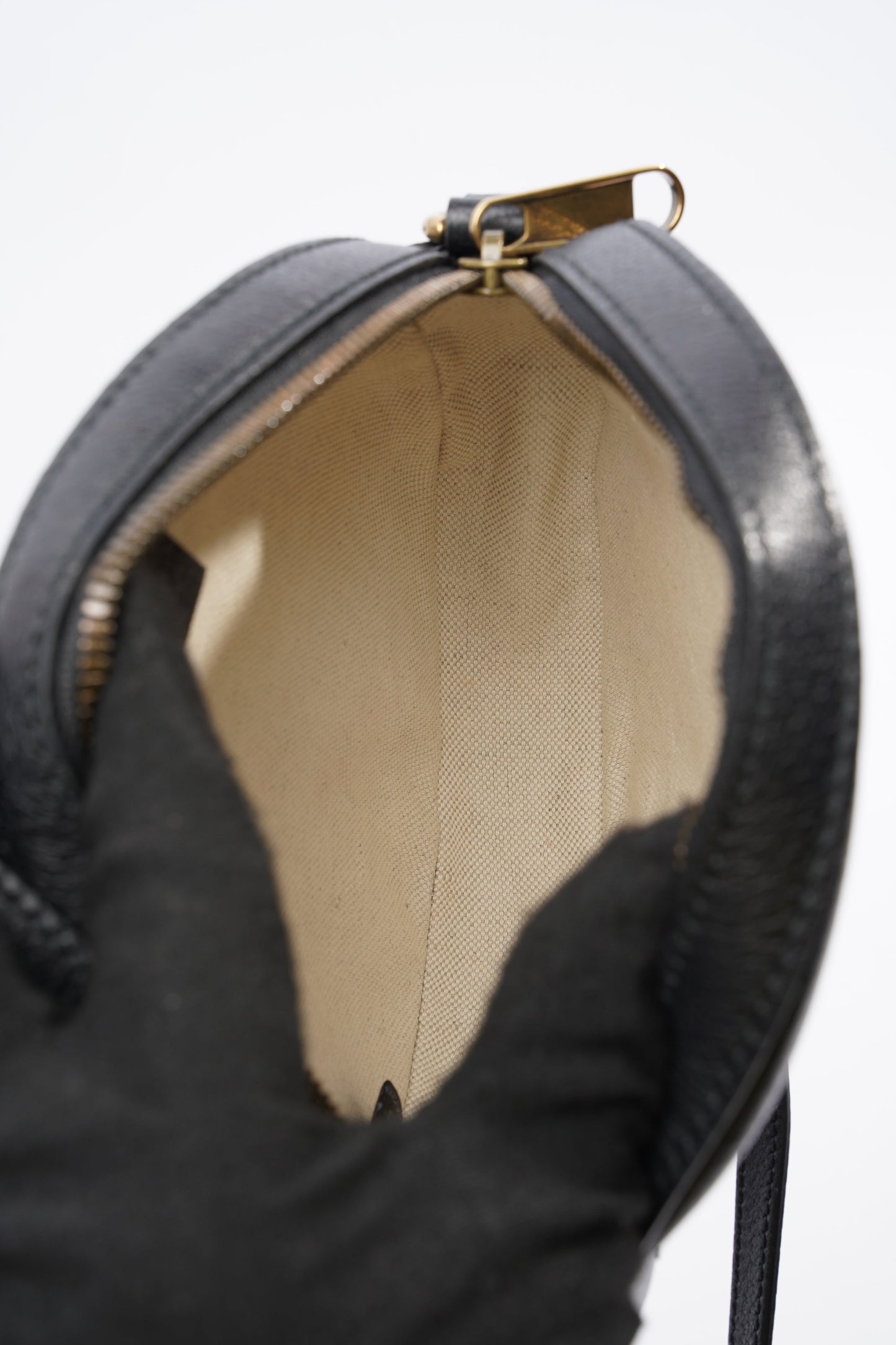 Gucci GG Round Shoulder Bag Black / Burgundy Velvet