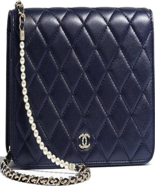 Chanel Wallet On Chain – WOC Quilted Lambskin Dark Blue SiLouis Vuittoner-Toned