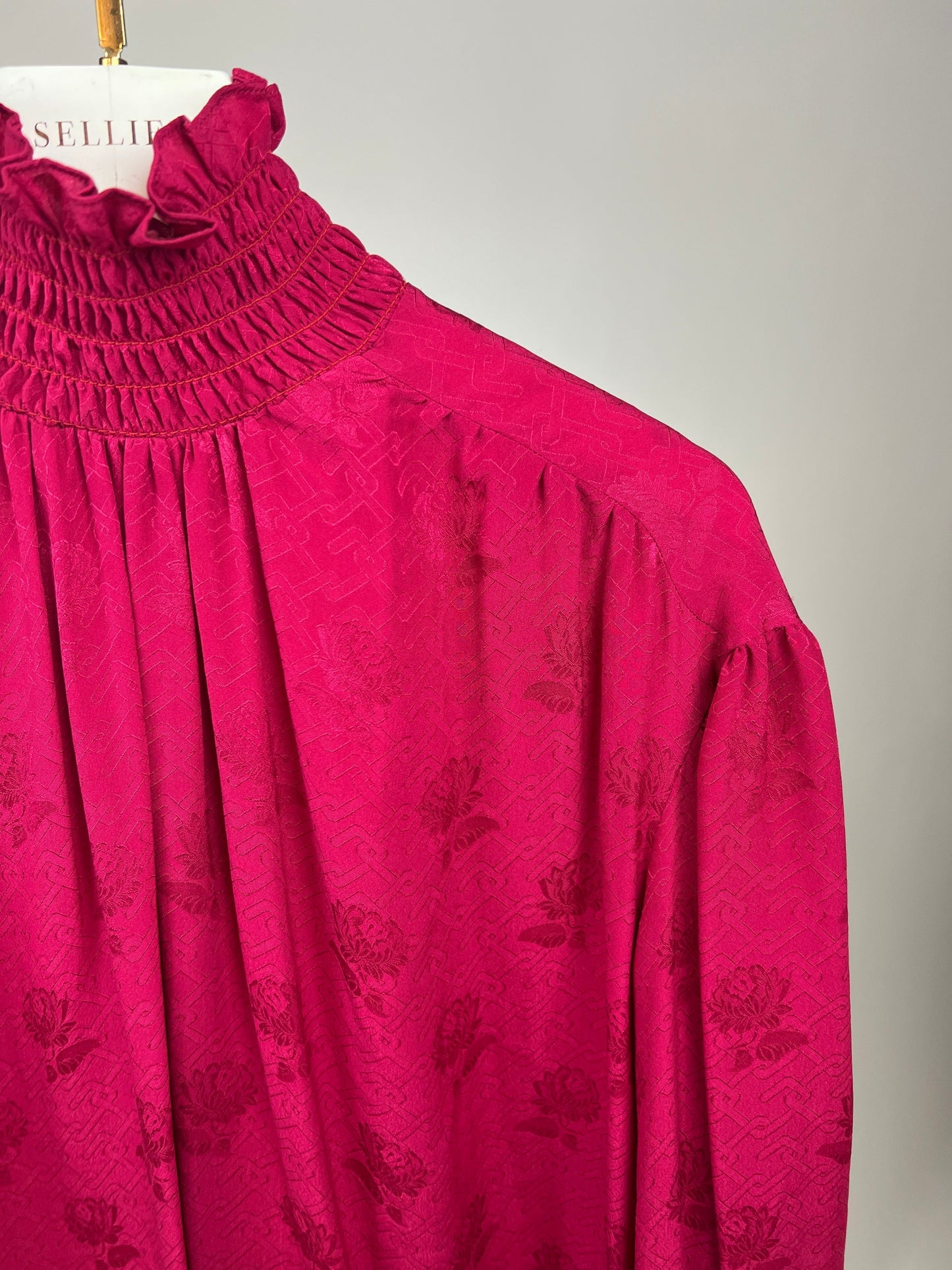 Gucci Fuchsia Silk Blouse with Floral Print Detail IT 38 (UK 6)