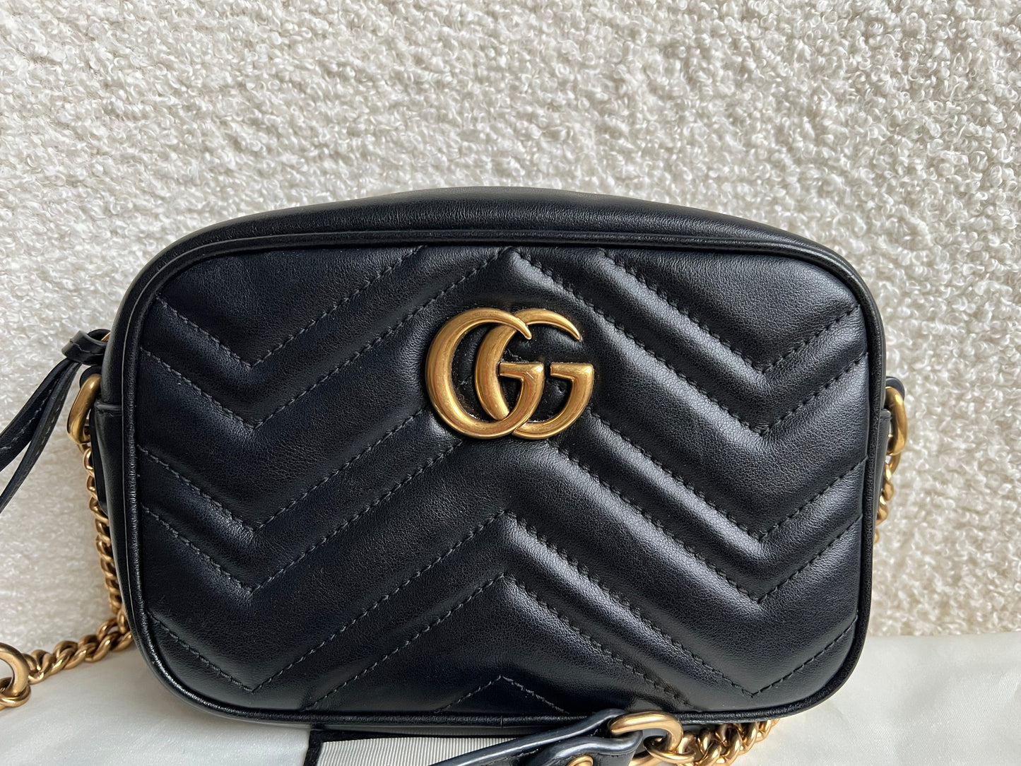 Gucci GG Black Marmont Mini Shoulder Bag (RRP £1,360)