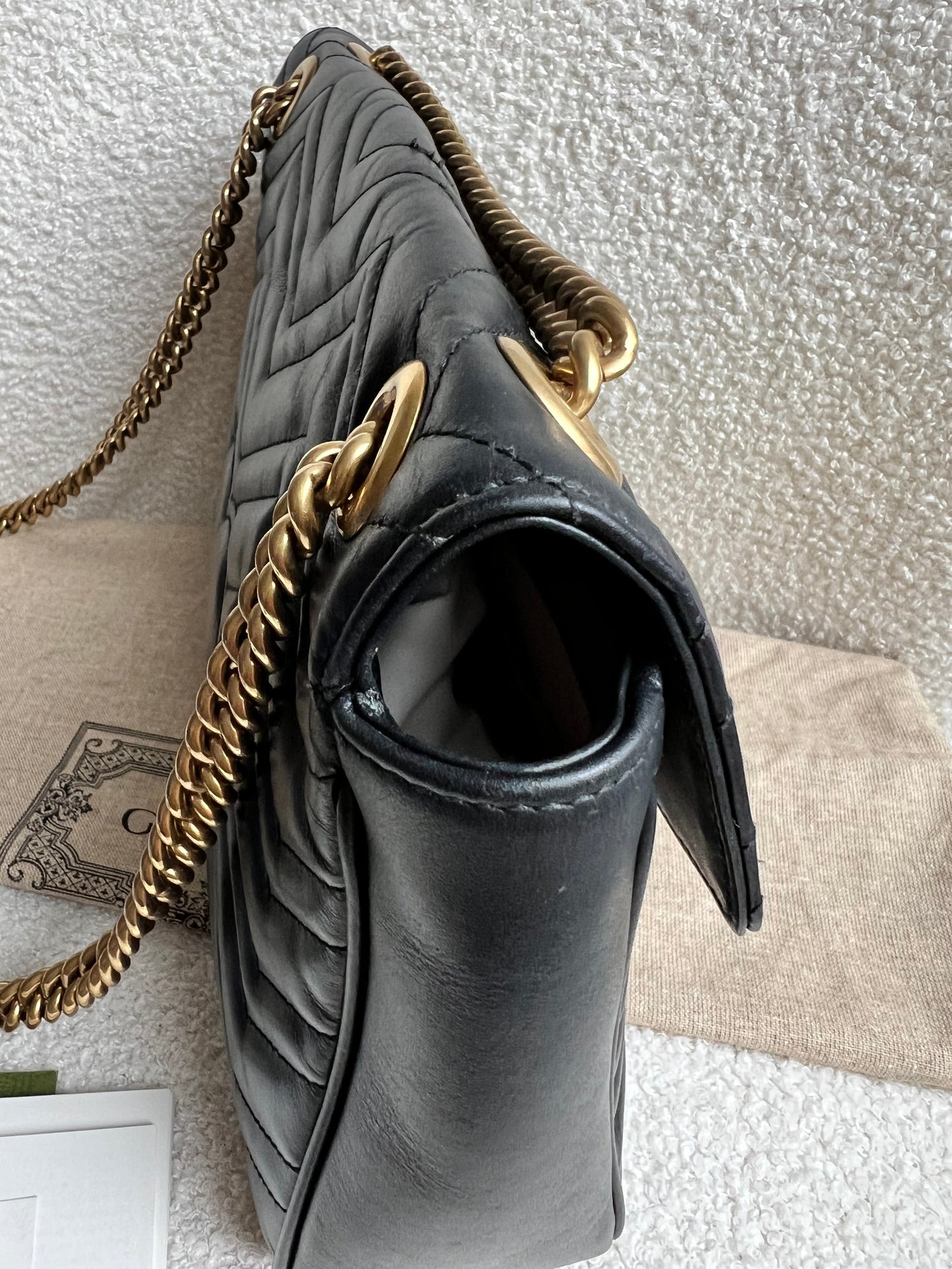 Gucci GG Black Marmont Medium Shoulder Bag (RRP £2,340)