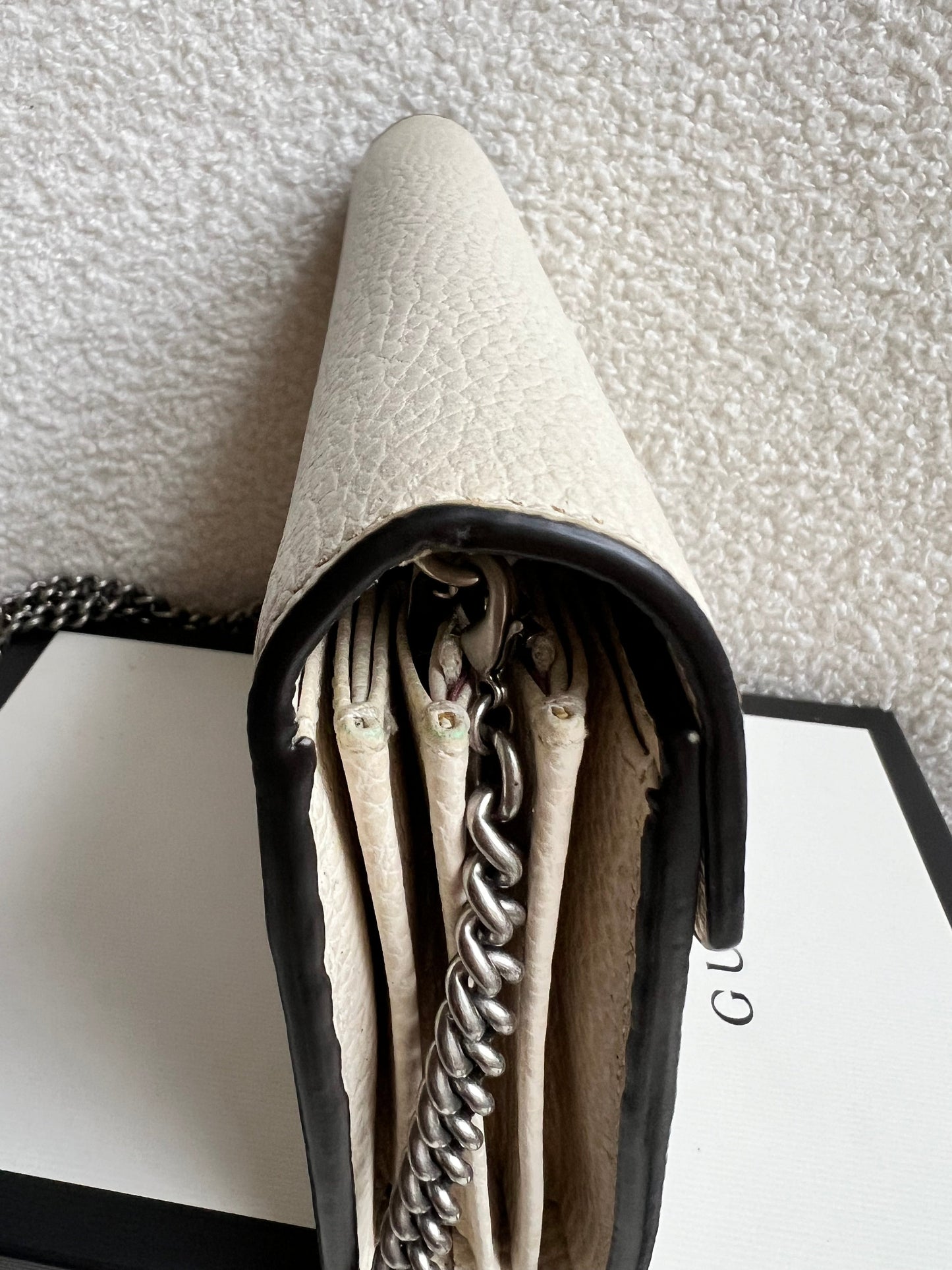 Gucci Dionysus White Mini Chain Bag (RRP £1340)
