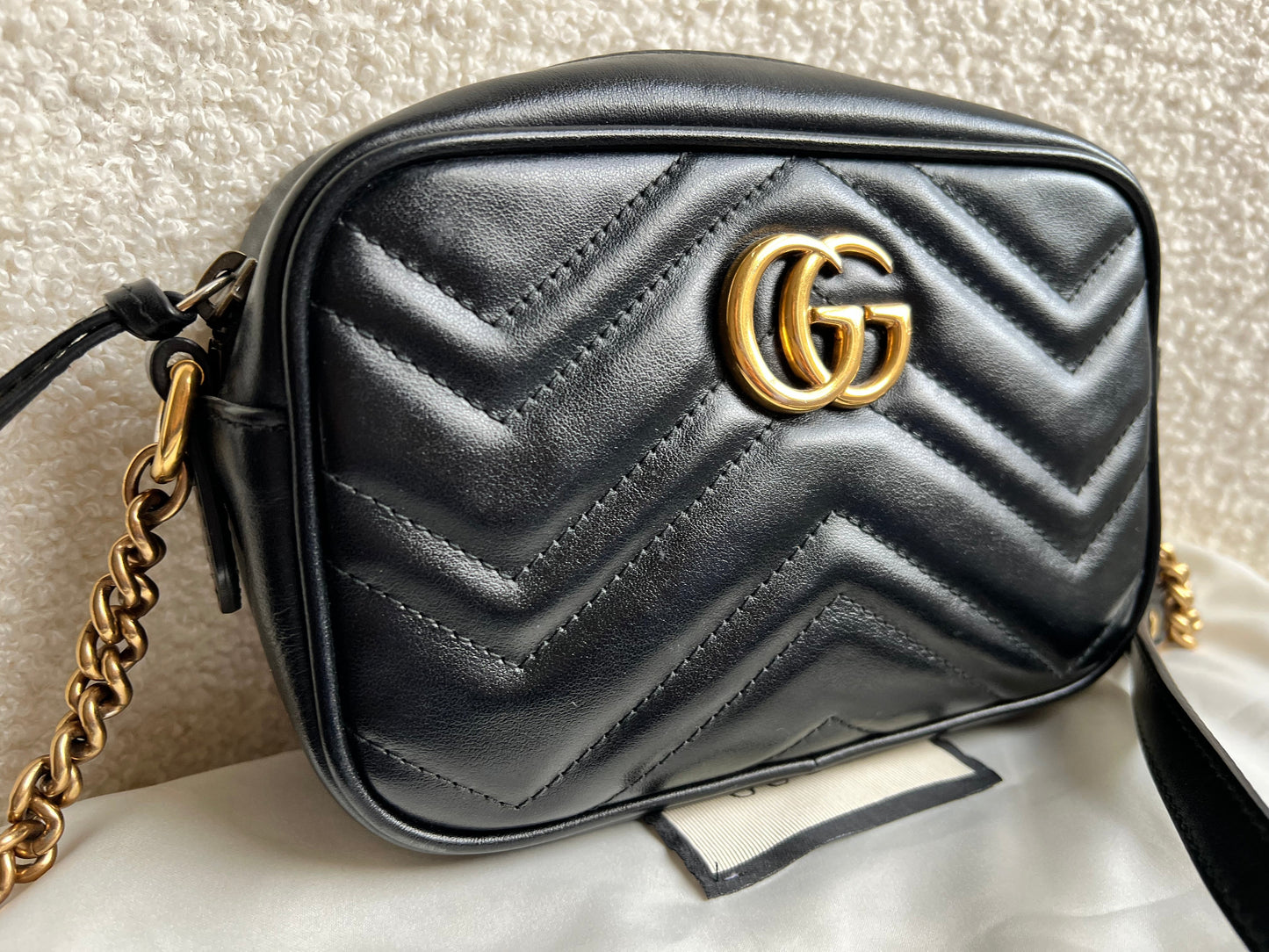 Gucci GG Black Marmont Mini Shoulder Bag (RRP £1,360)