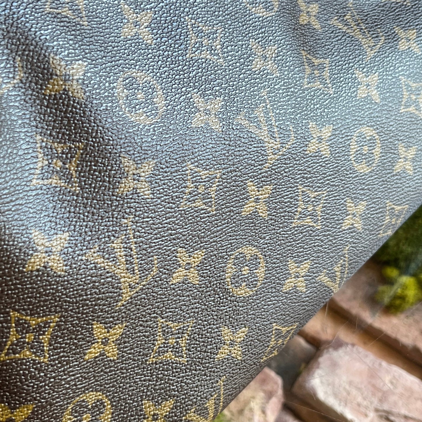 LOUIS VUITTON Batignolles Horizontal Brown Monogram Canvas Tote Bag