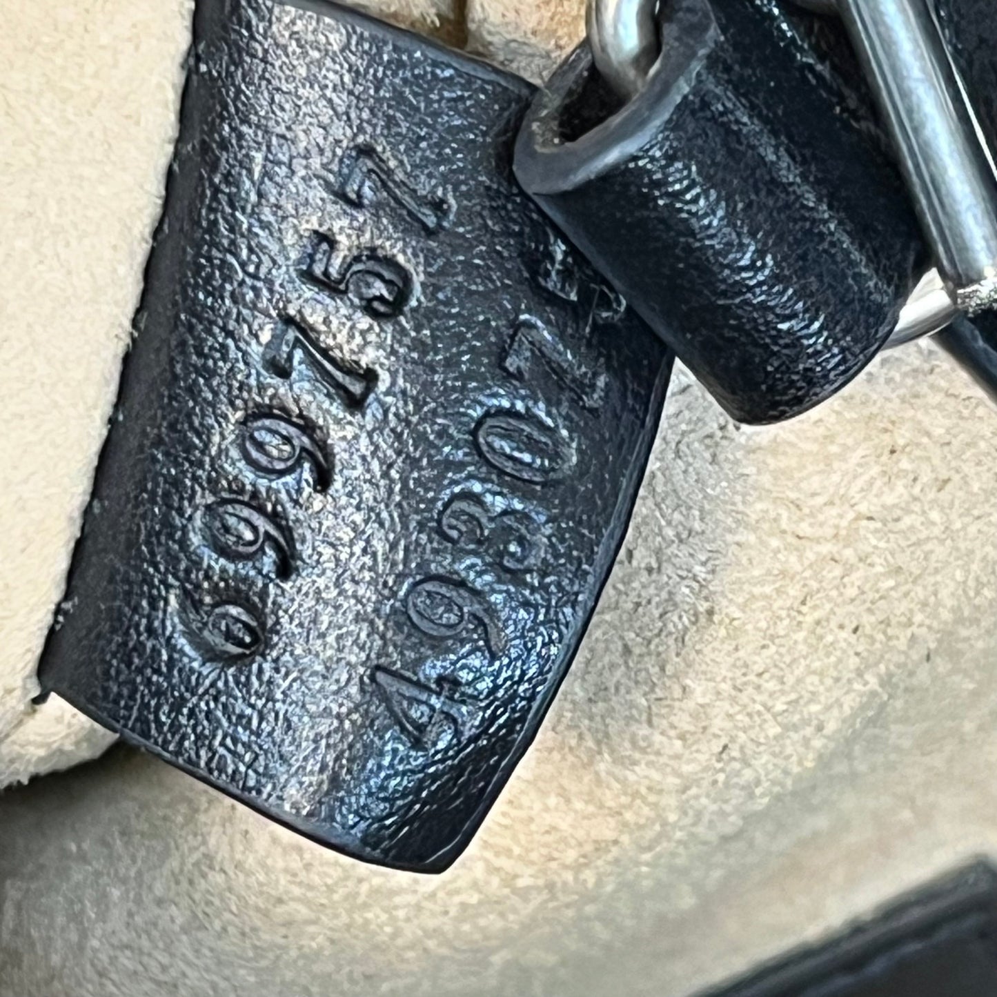 GUCCI GG Marmont Black Calfskin Matelassé Monochrome Chain Belt Bag