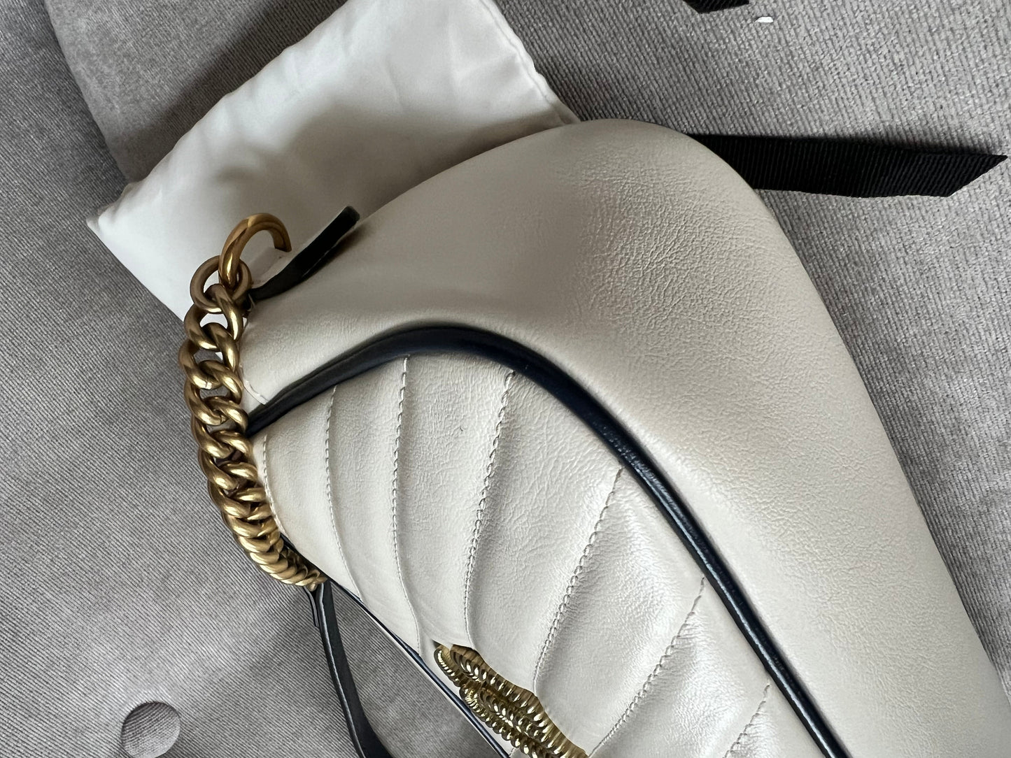 Gucci Torchon GG White Marmont Small Shoulder Bag (RRP £1180)