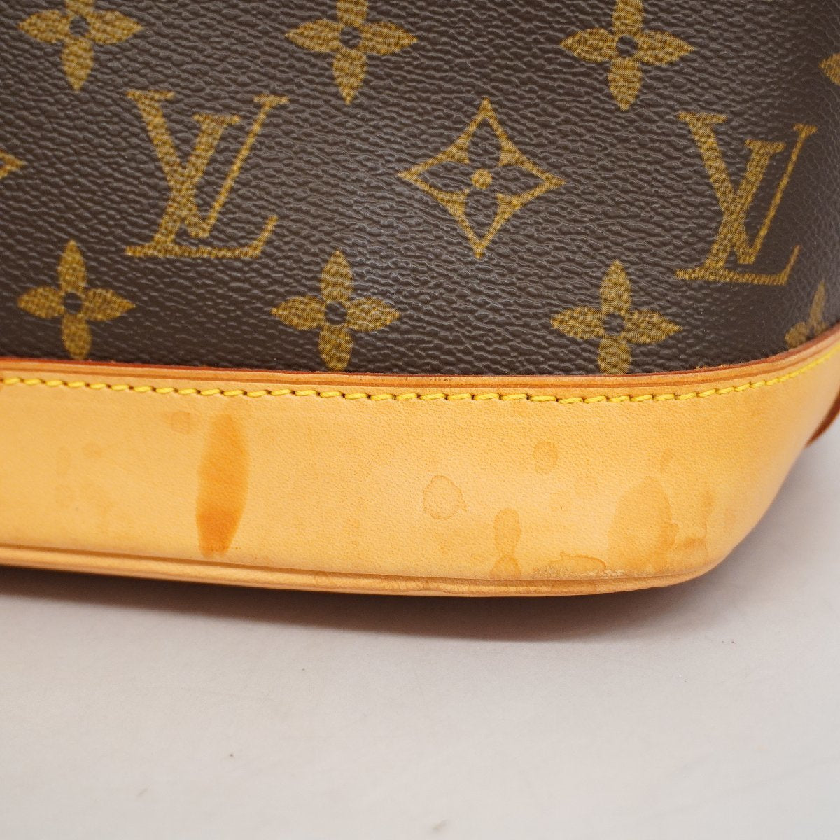 Louis Vuitton Alma PM Handbag Monogram M51130