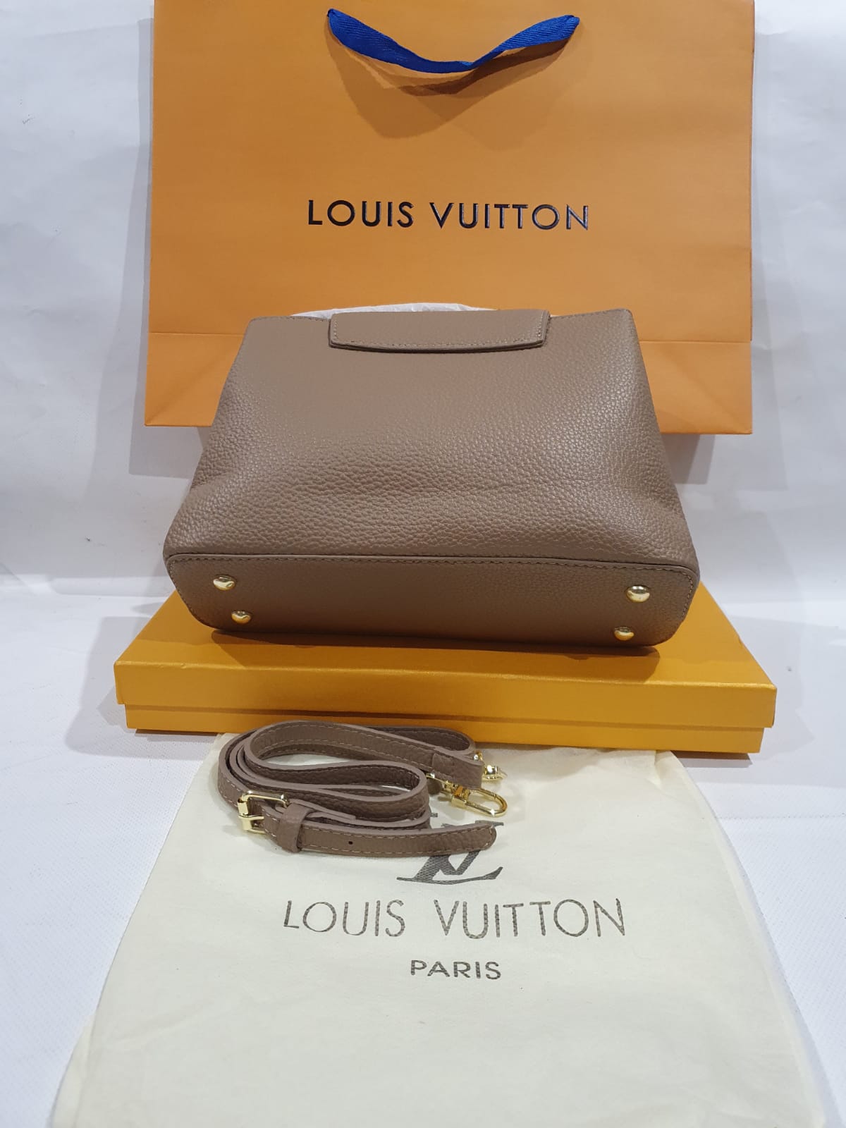 Louis Vuitton Capucines BB Handbag