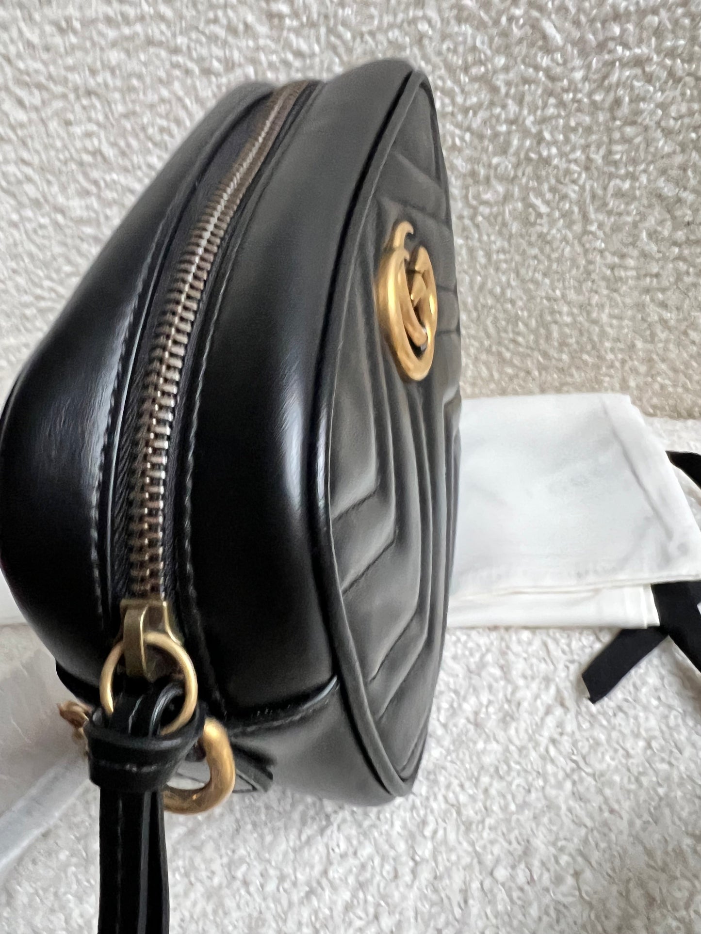 Gucci GG Black Marmont Mini Shoulder Bag (RRP £1,360)