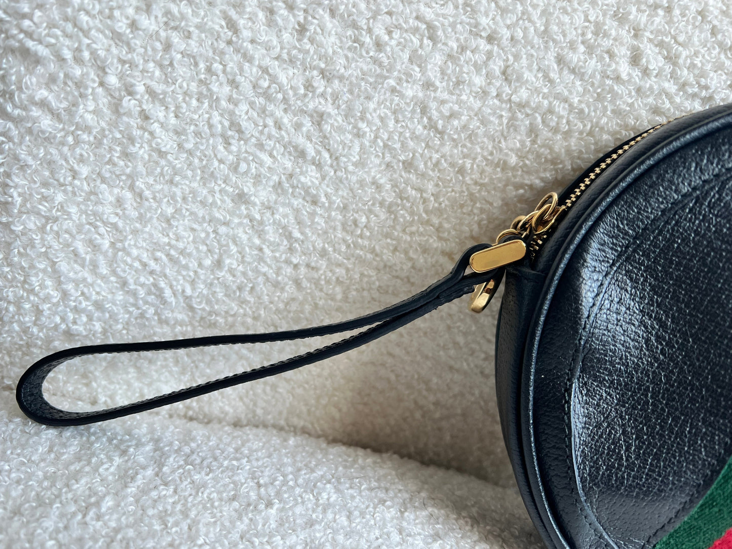 Gucci GG Round Black Ophidia Clutch